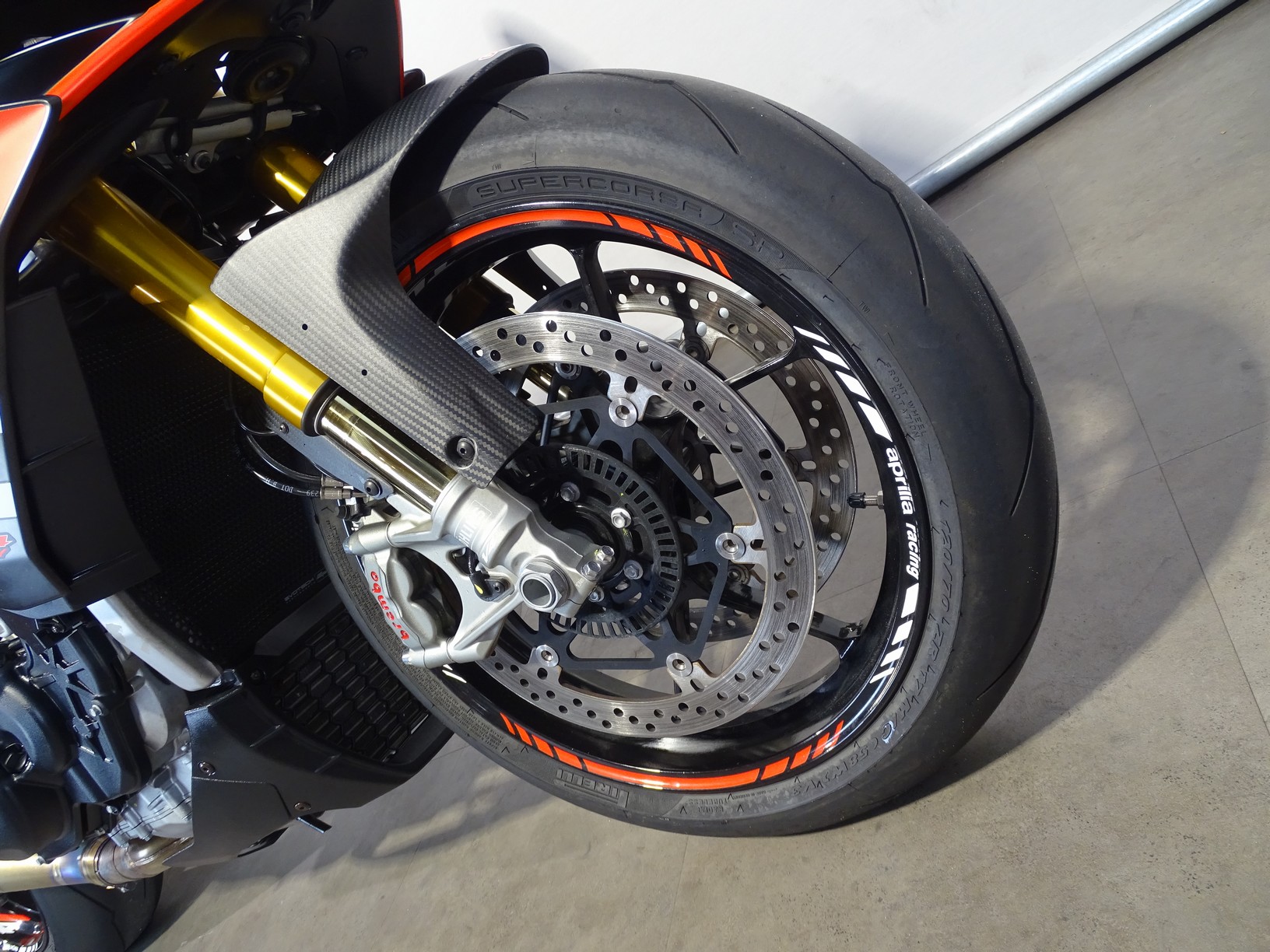 APRILIA TUONO V4 1100 E FACTORY