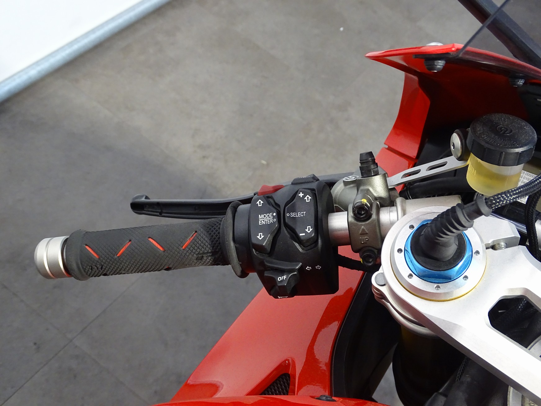 DUCATI - PANIGALE V4 S