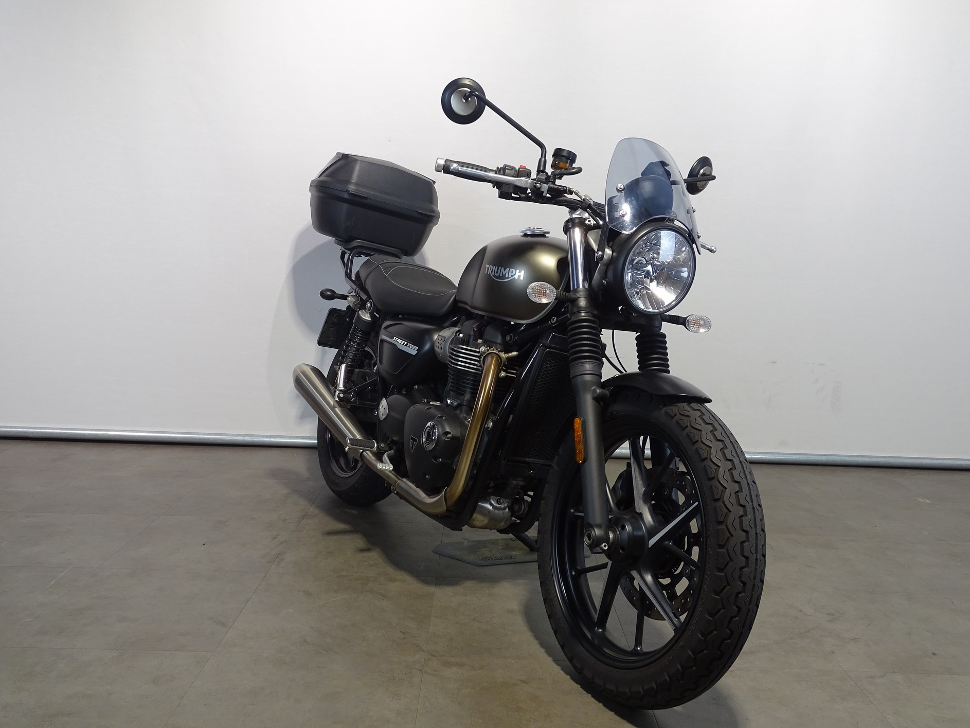 TRIUMPH STREET TWIN ABS