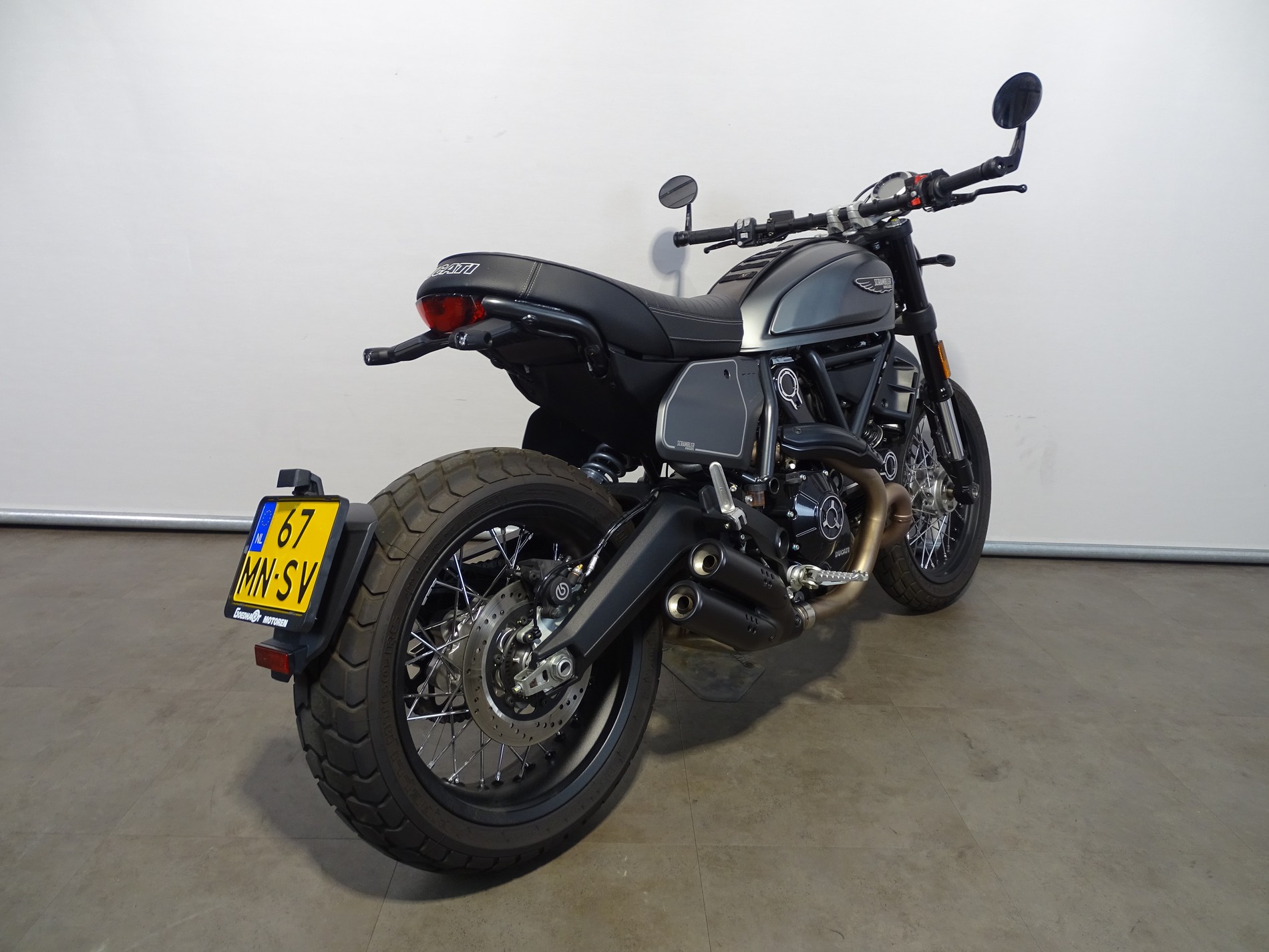 DUCATI SCRAMBLER NIGHTSHIFT