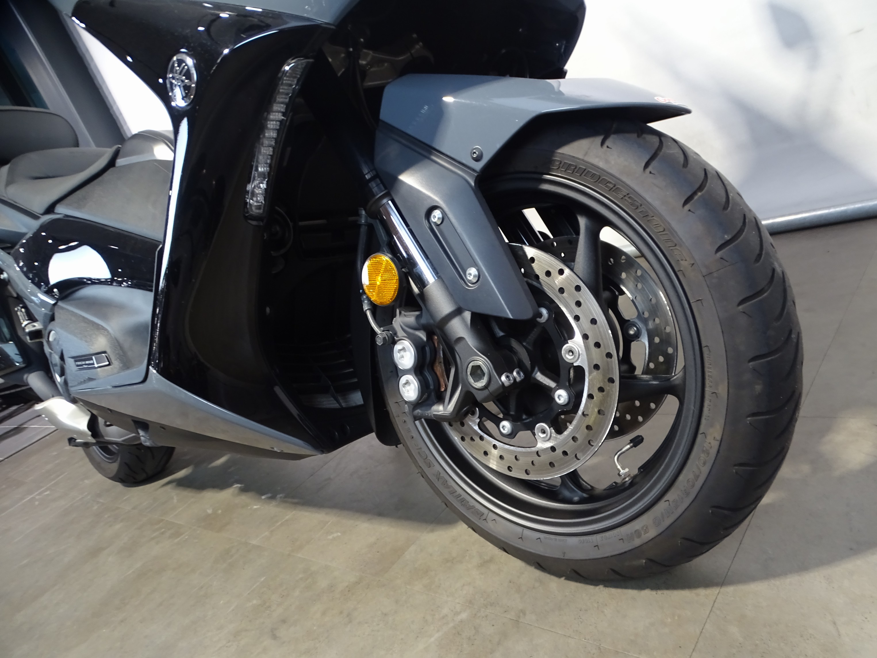 YAMAHA T-MAX TECH MAX