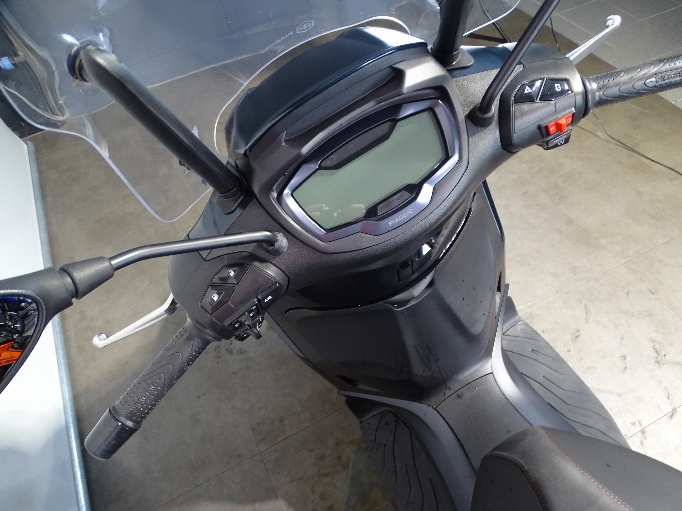 PIAGGIO BEVERLY 400 S