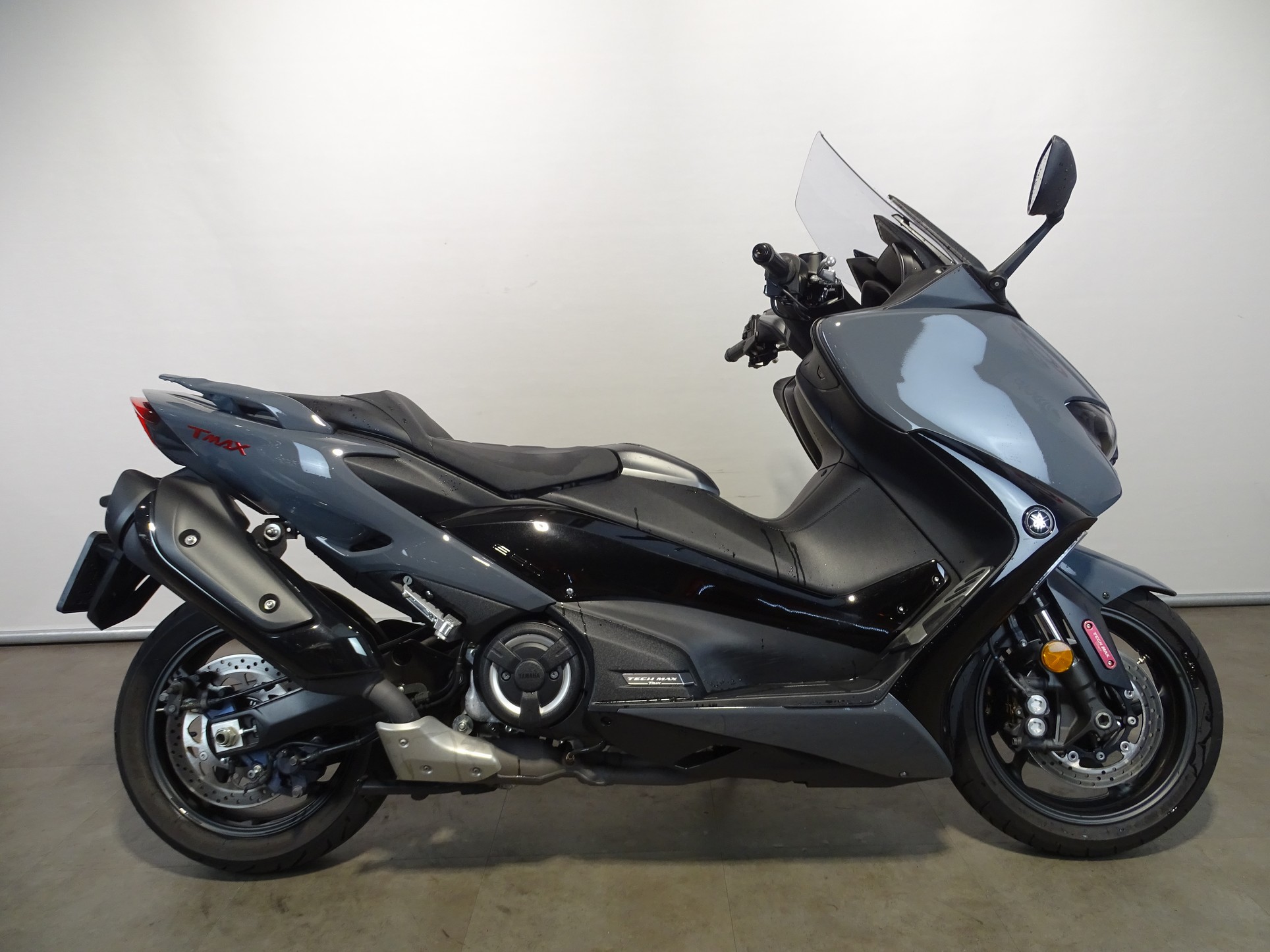 YAMAHA T-MAX TECH MAX