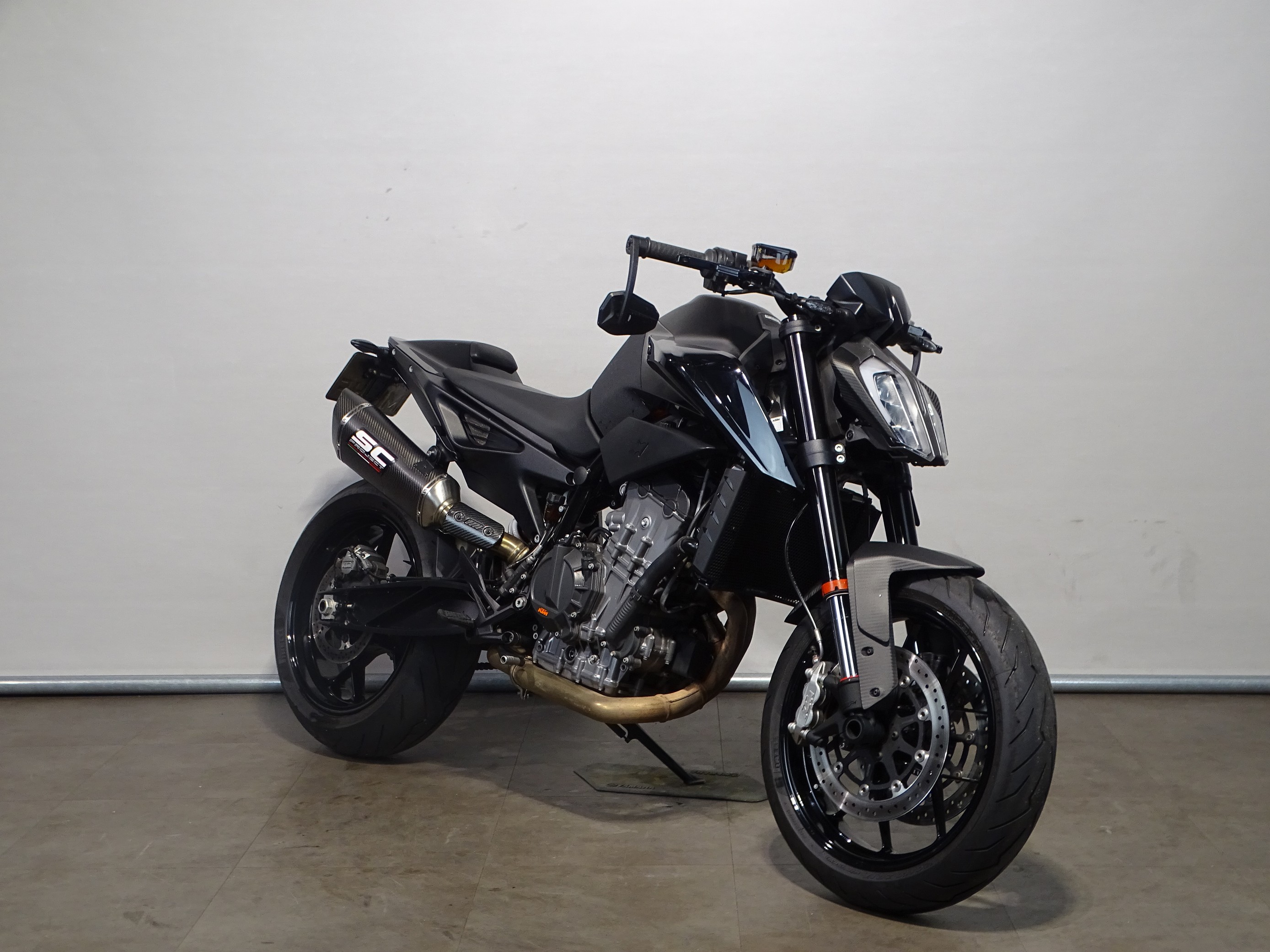 KTM 890 DUKE