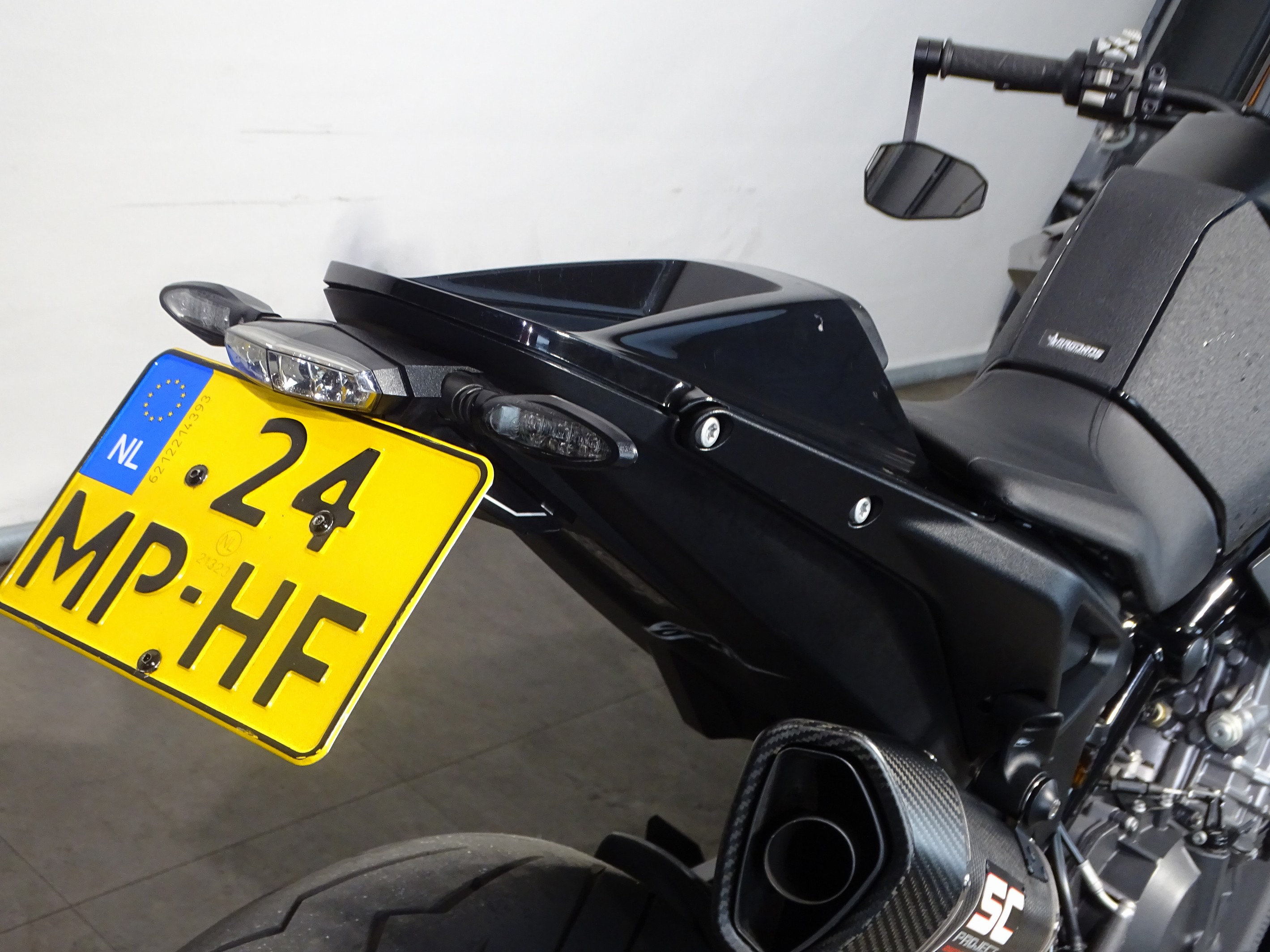 KTM 890 DUKE