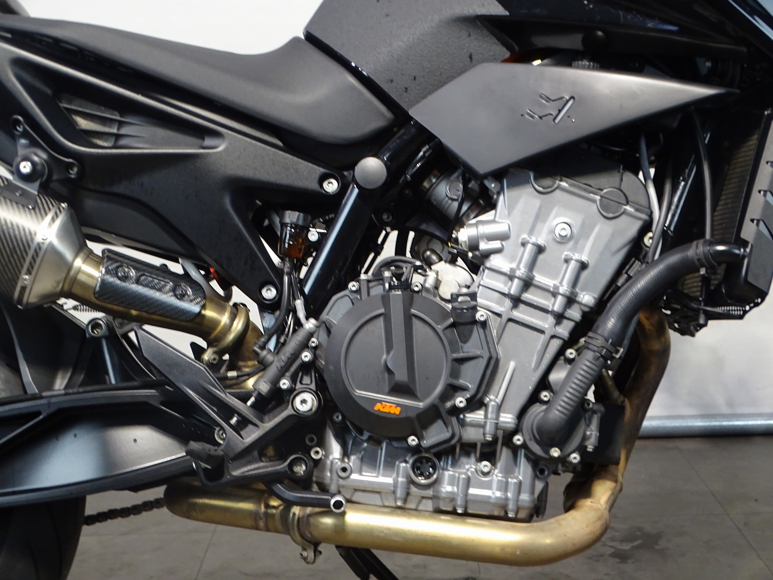 KTM 890 DUKE