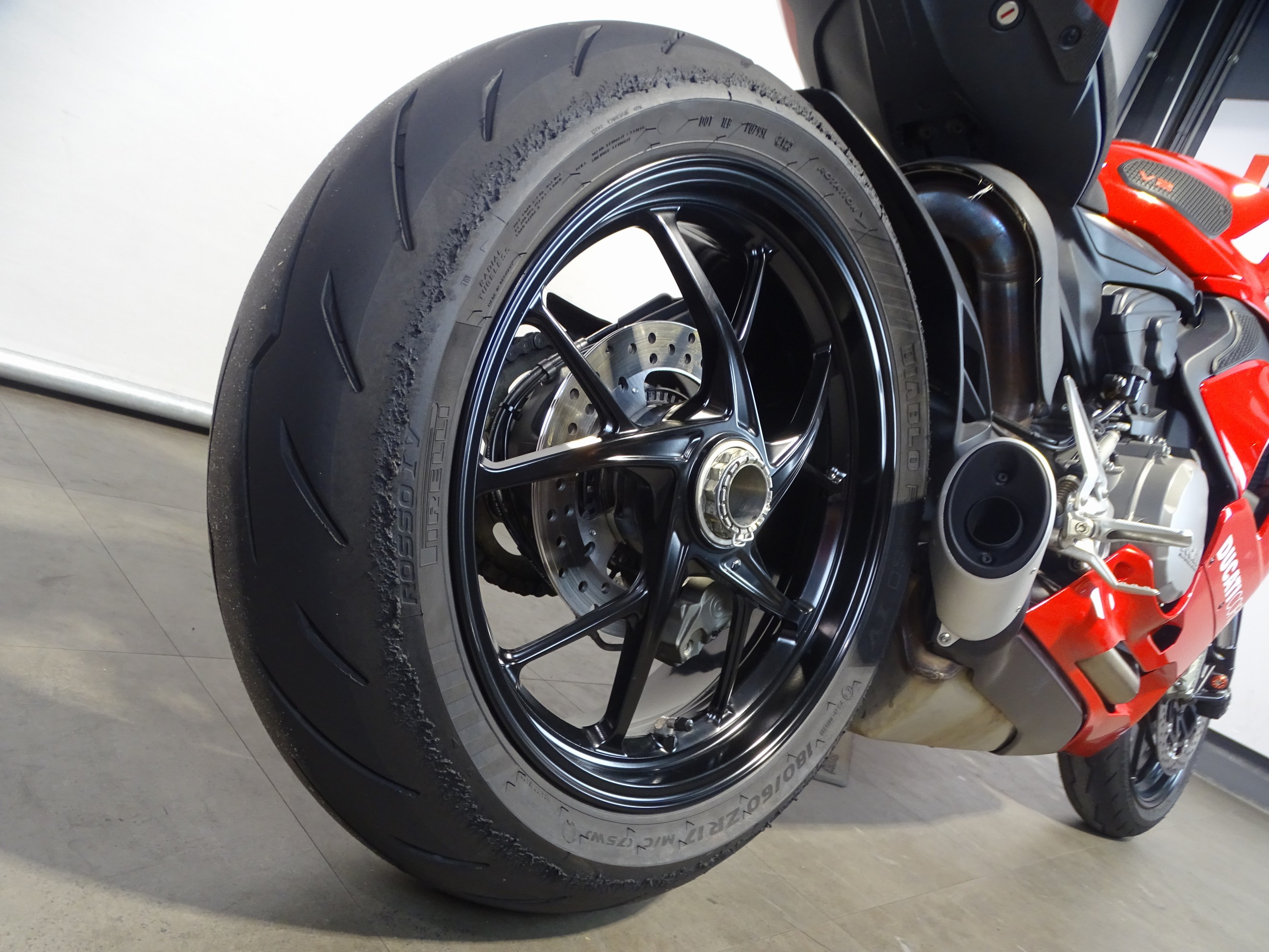 DUCATI PANIGALE V2