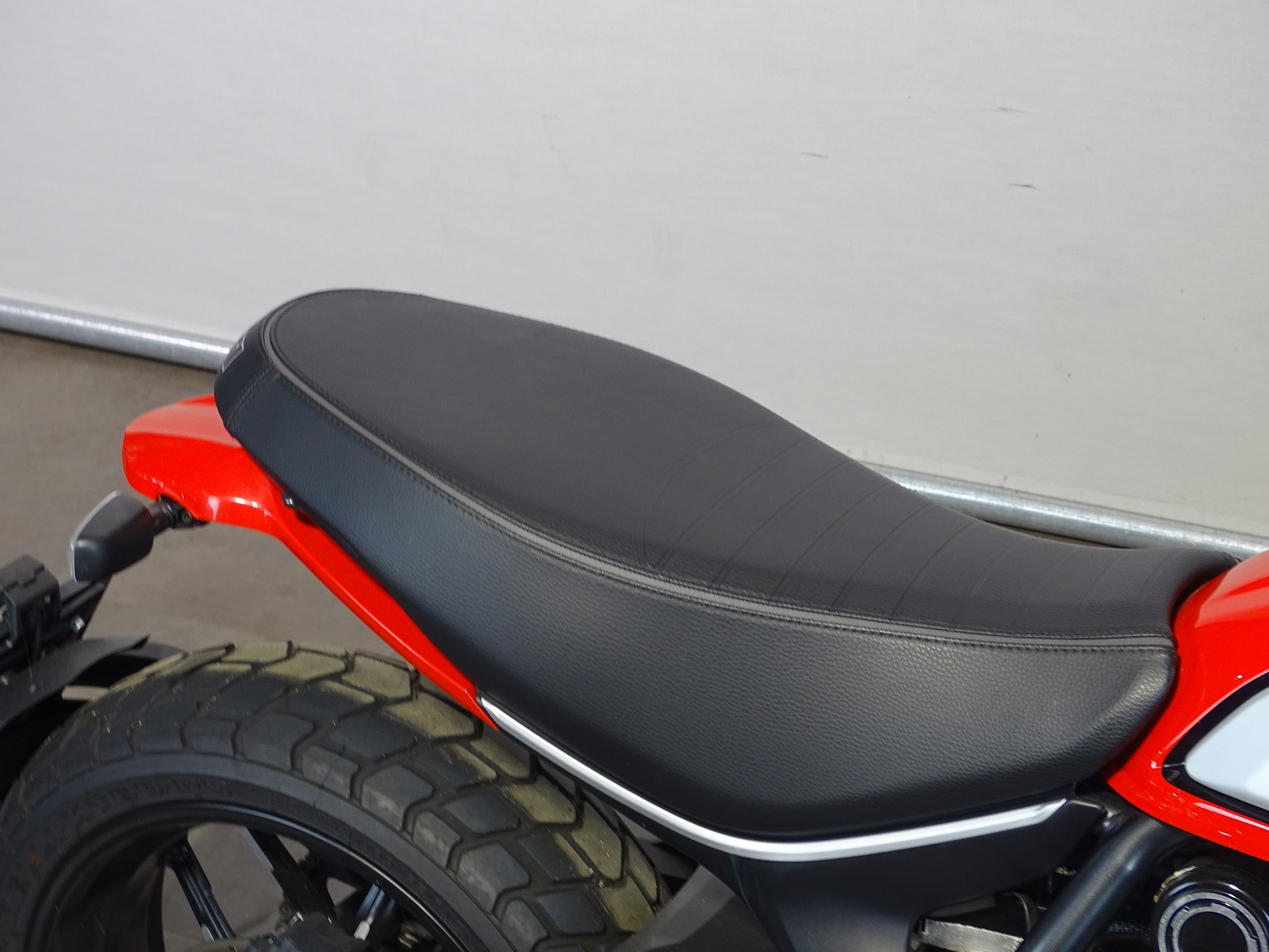 DUCATI SCRAMBLER ICON