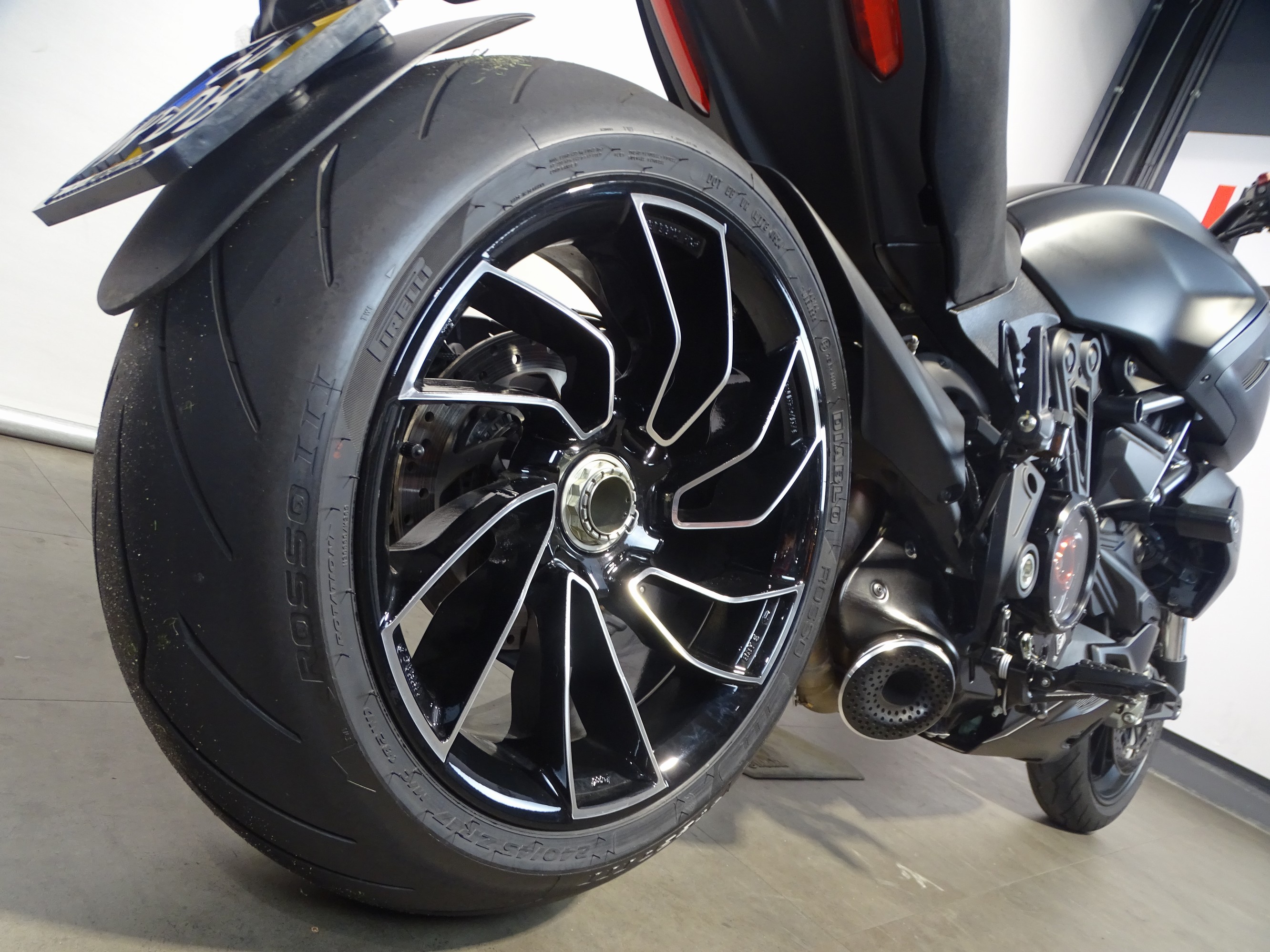 DUCATI DIAVEL 1260