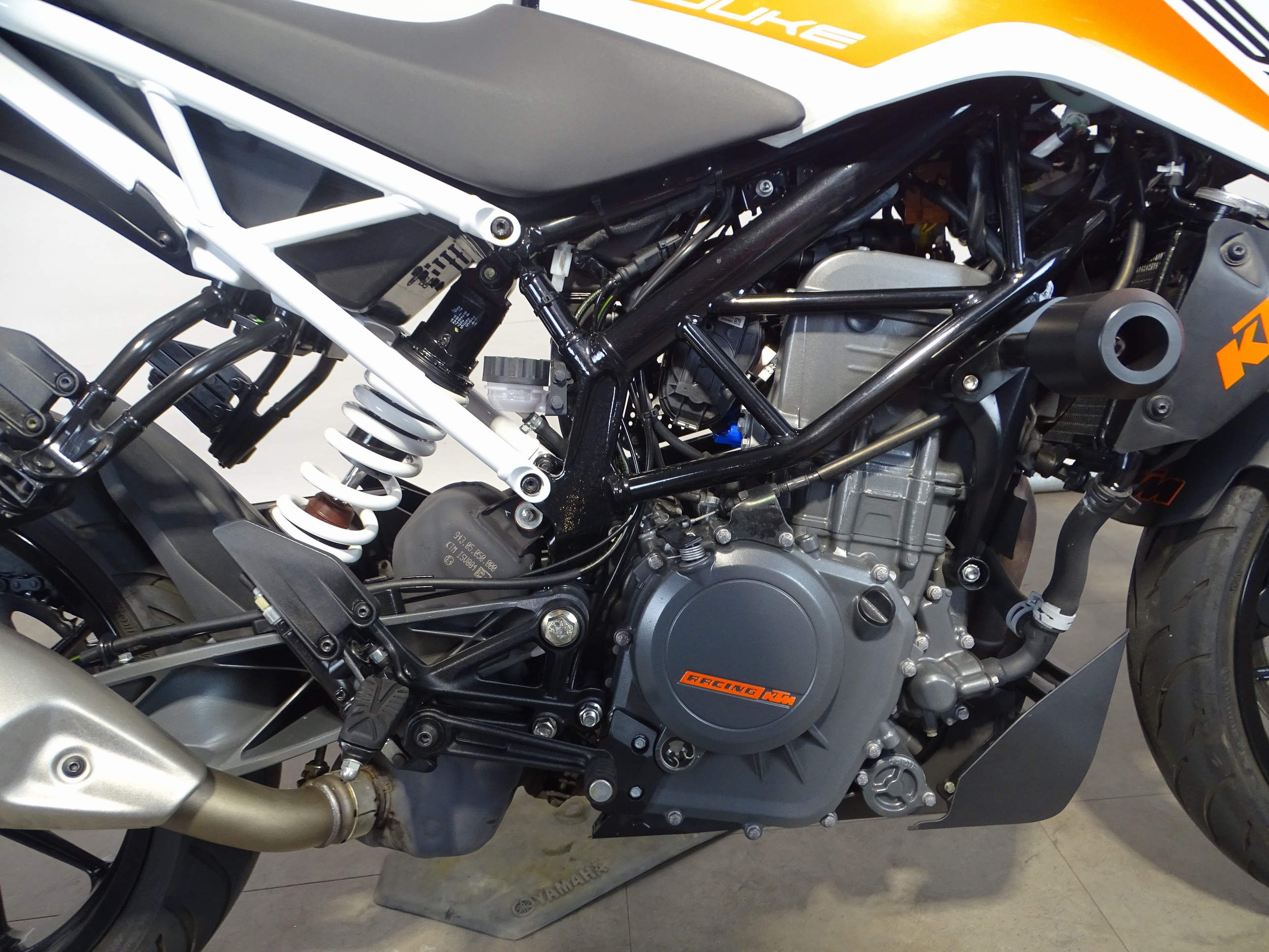 KTM 390 DUKE ABS