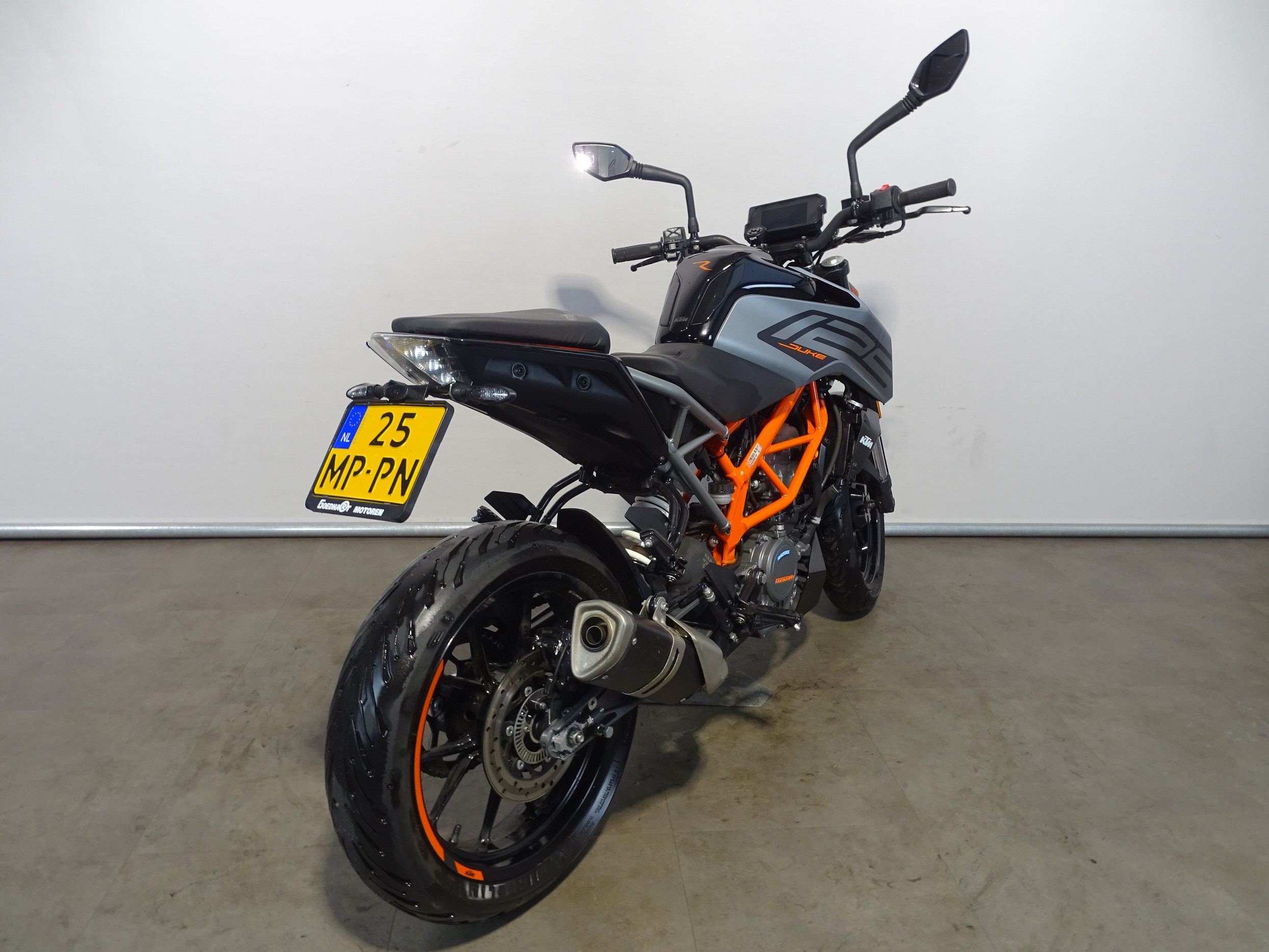 KTM 125 DUKE ABS