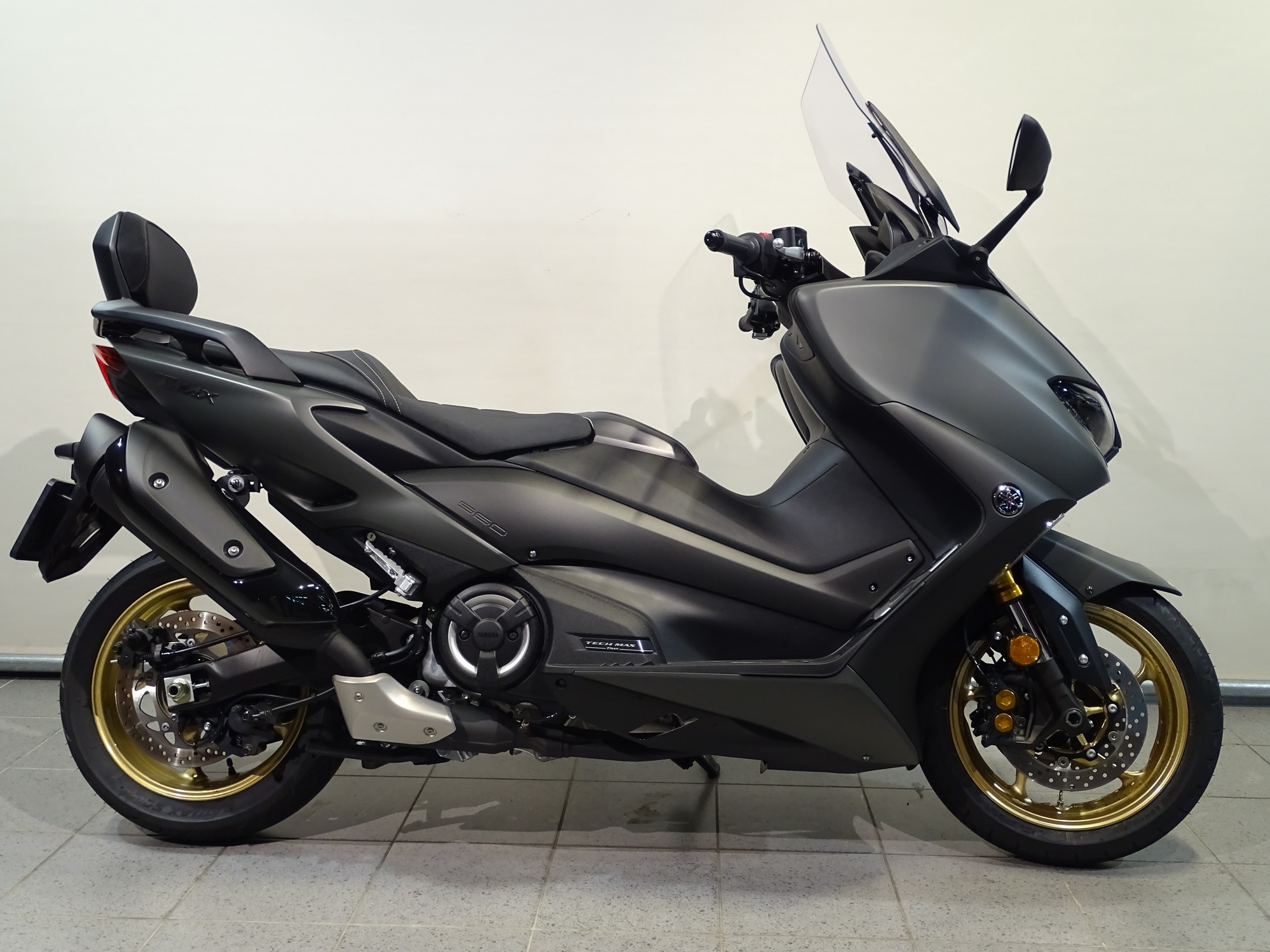 YAMAHA T-MAX TECH MAX