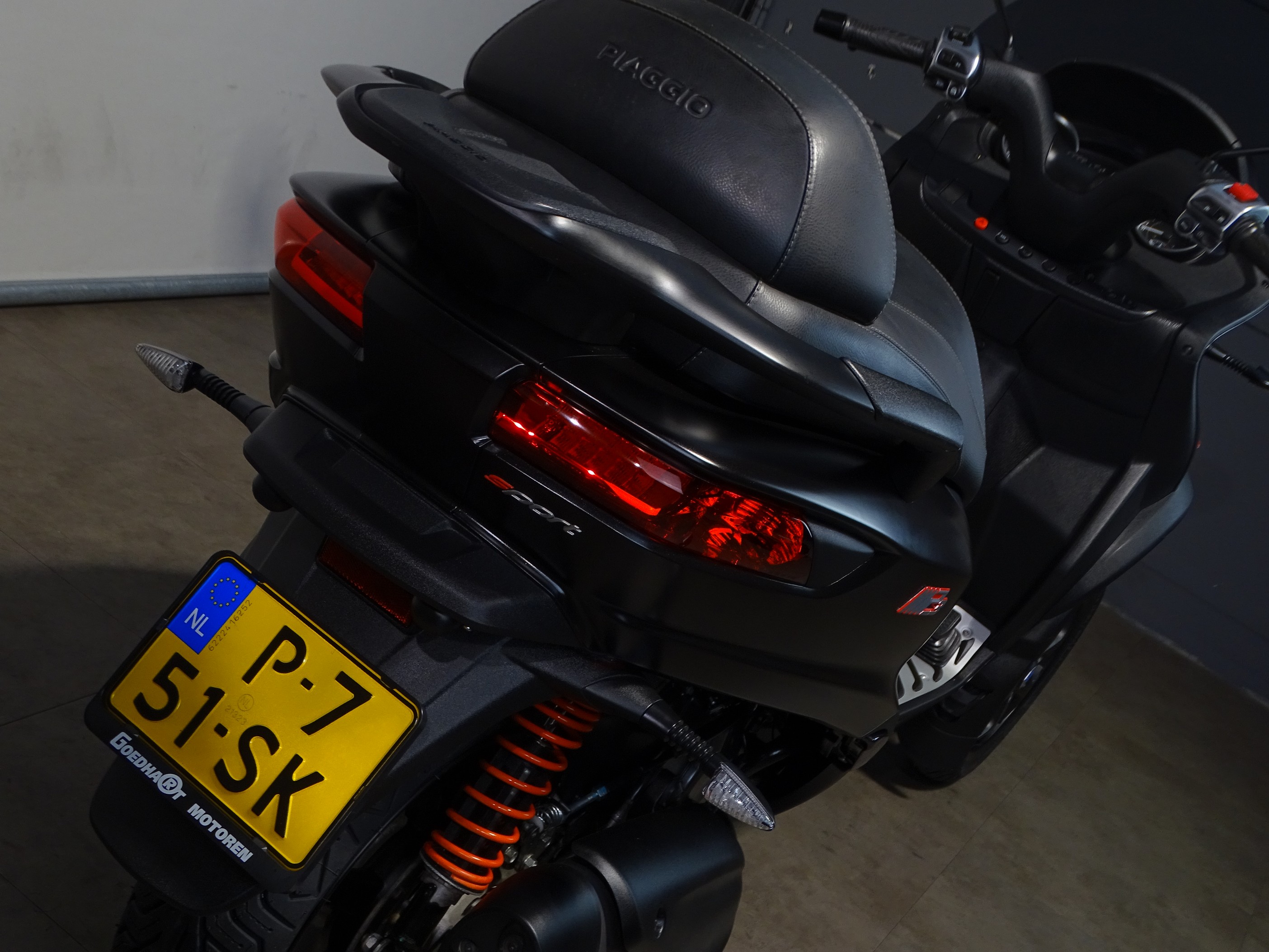 PIAGGIO MP3 400 SPORT HPE