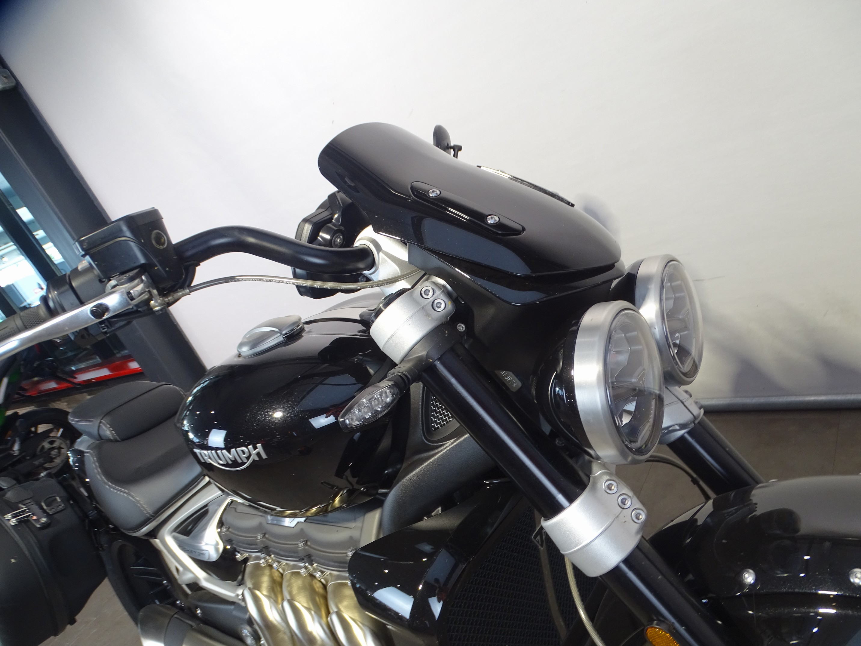 TRIUMPH ROCKET III GT