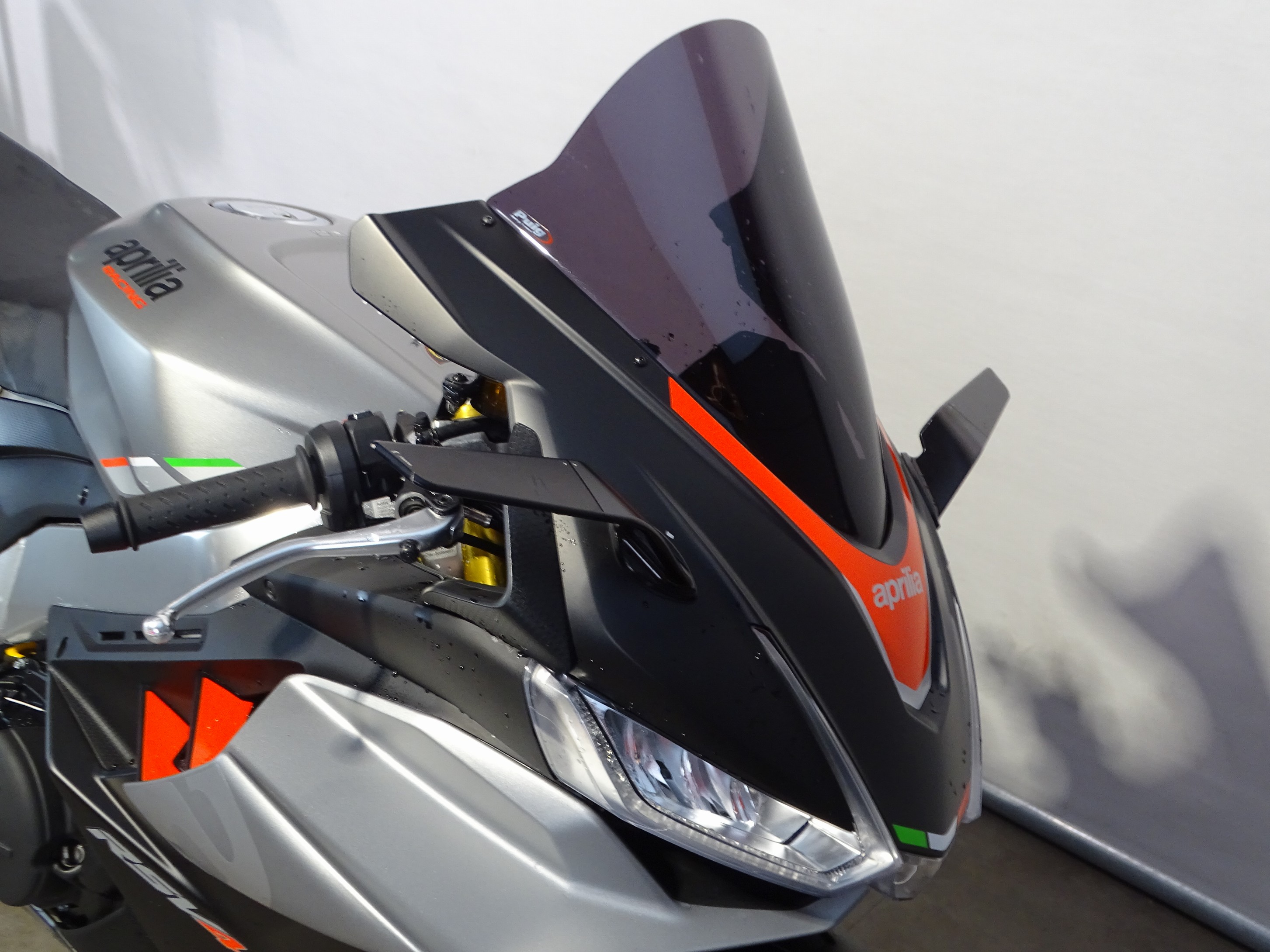 APRILIA RSV4 1100