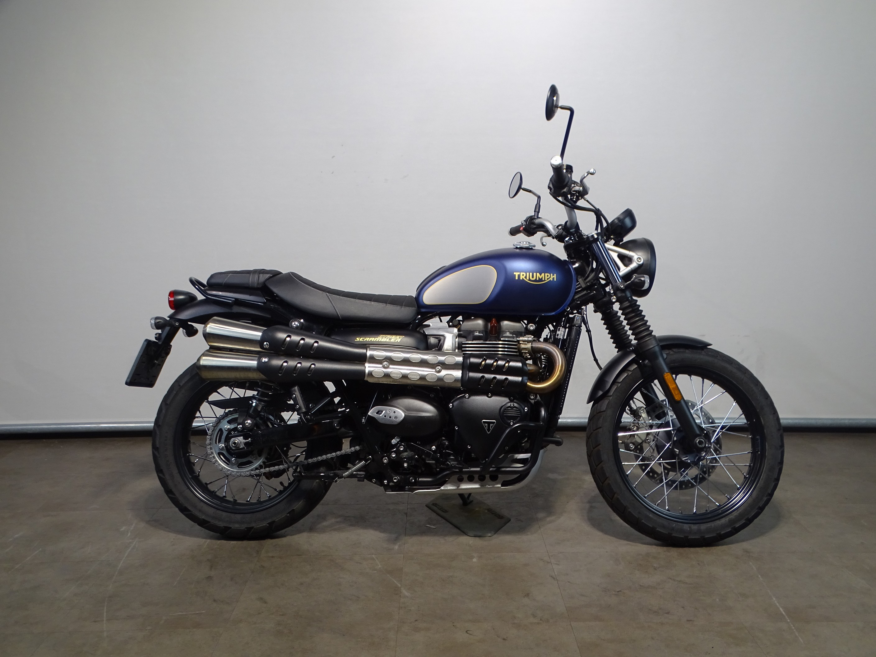 TRIUMPH STREET SCRAMBLER GOLD LINE