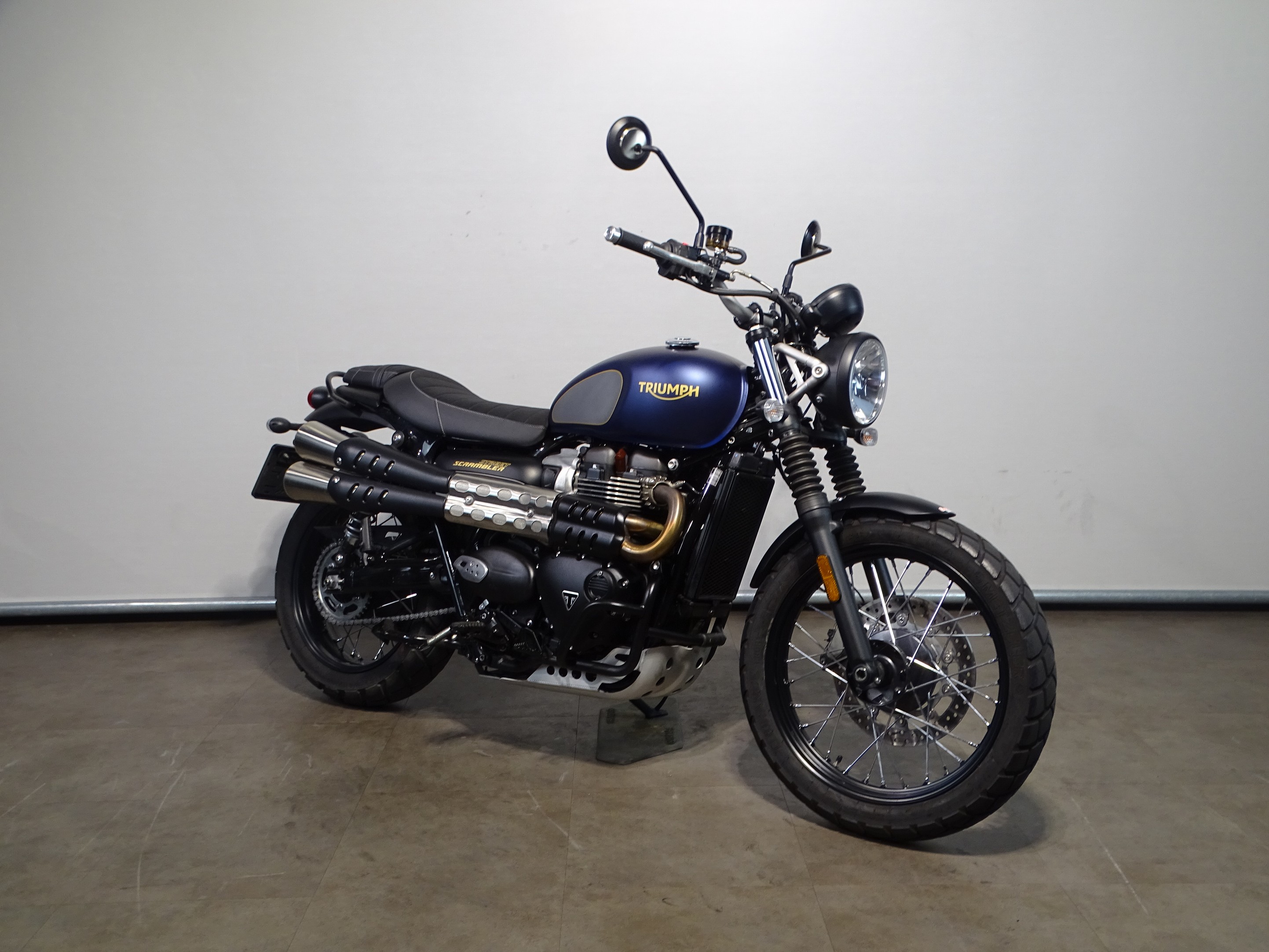 TRIUMPH STREET SCRAMBLER GOLD LINE