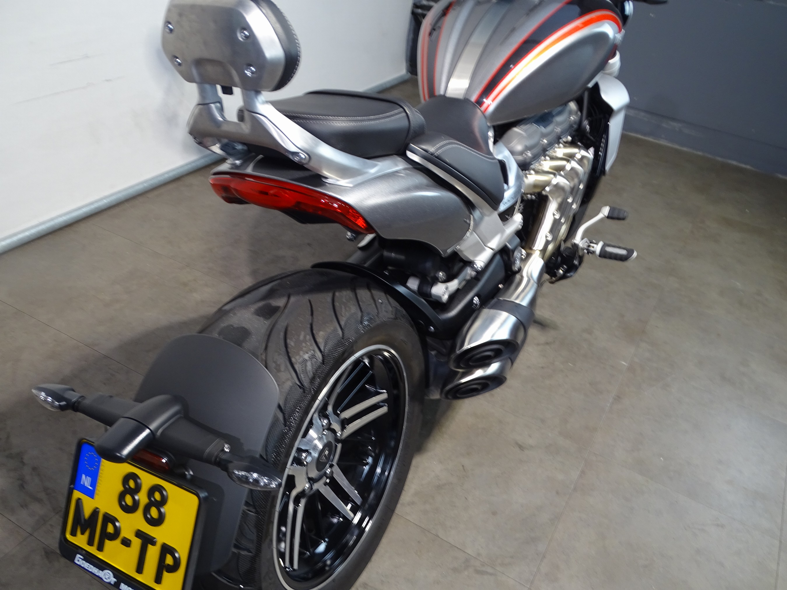 TRIUMPH ROCKET III GT