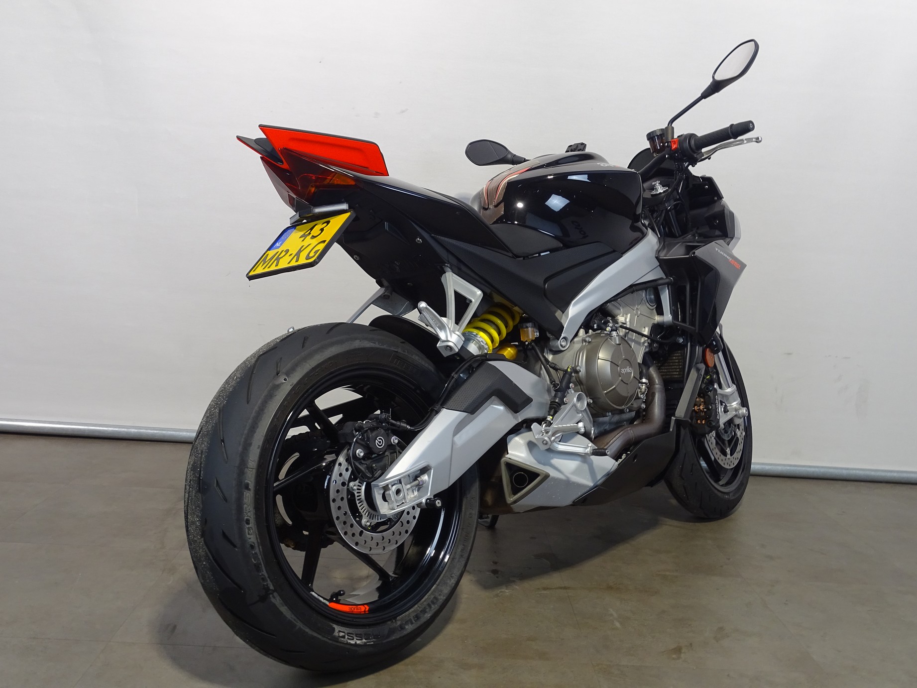 APRILIA TUONO 660 FACTORY