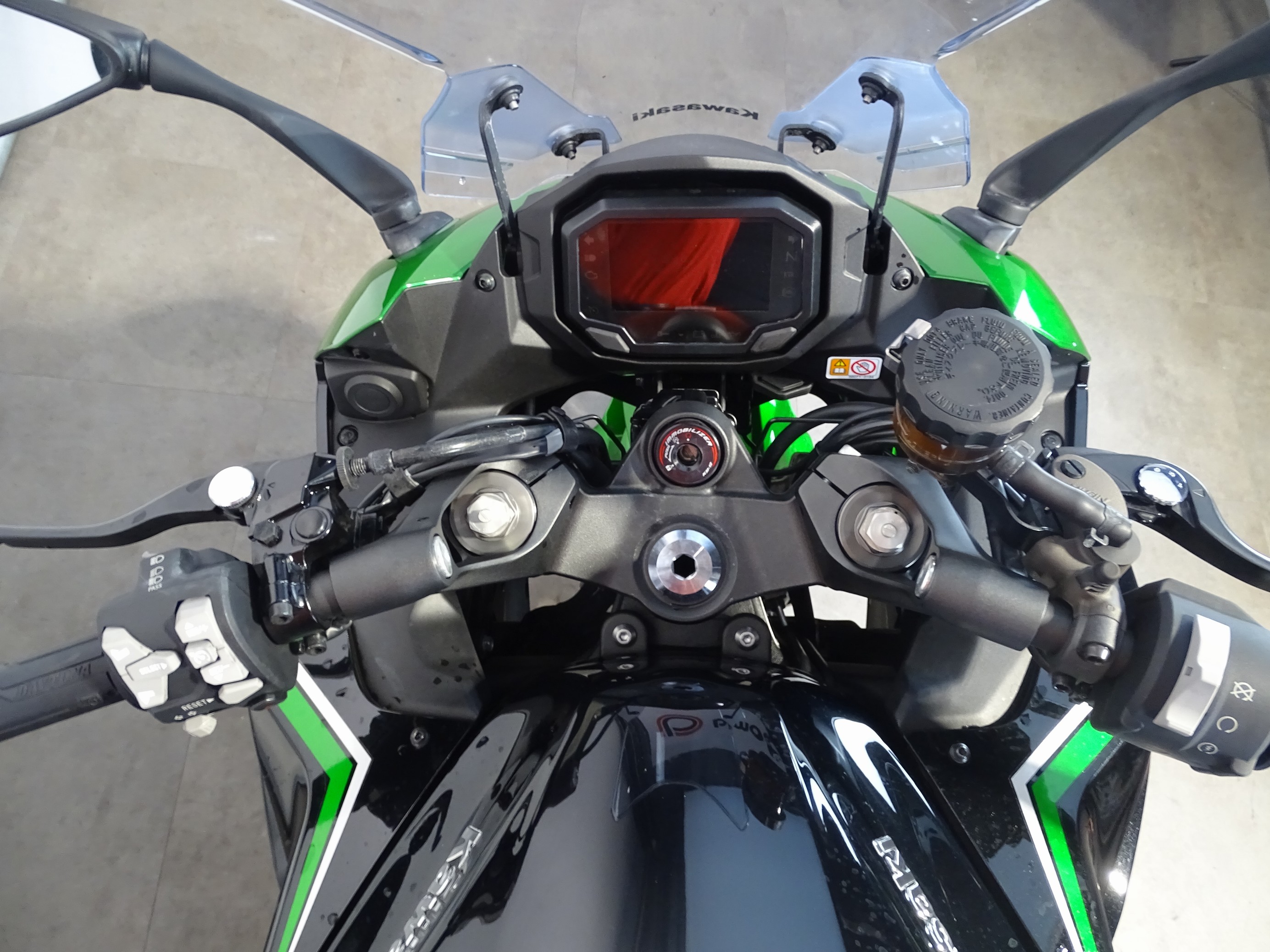 KAWASAKI NINJA 1000 SX