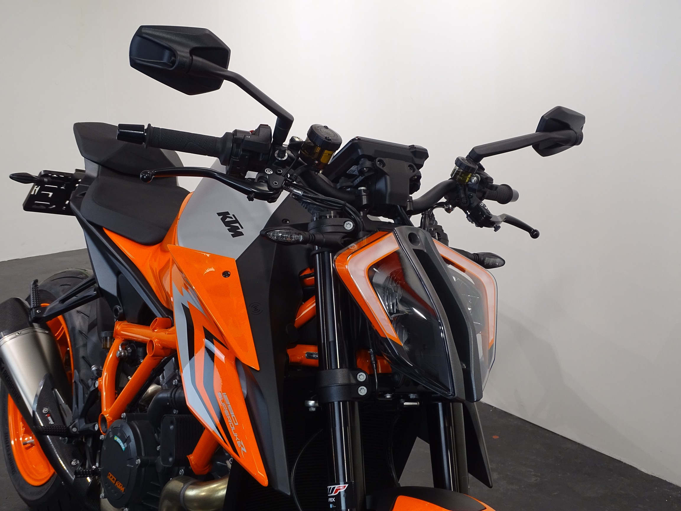 KTM 1290 SUPER DUKE R EVO