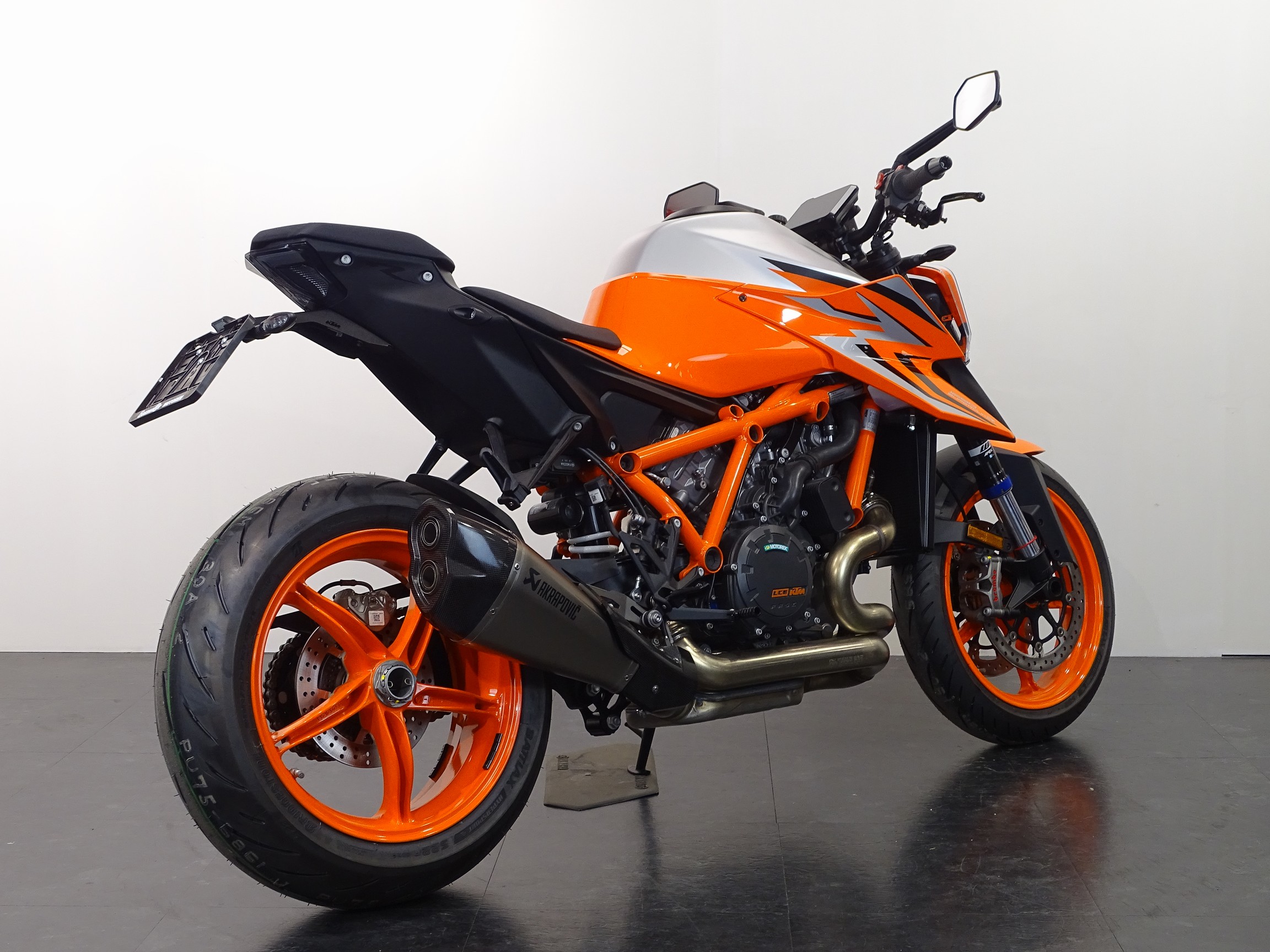 KTM 1290 SUPER DUKE R EVO