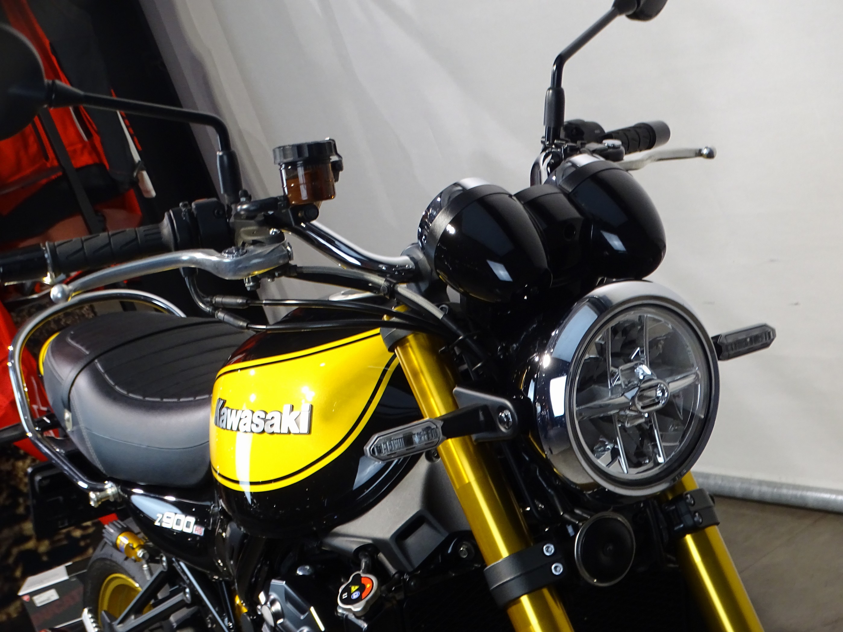 KAWASAKI Z 900 RS SE