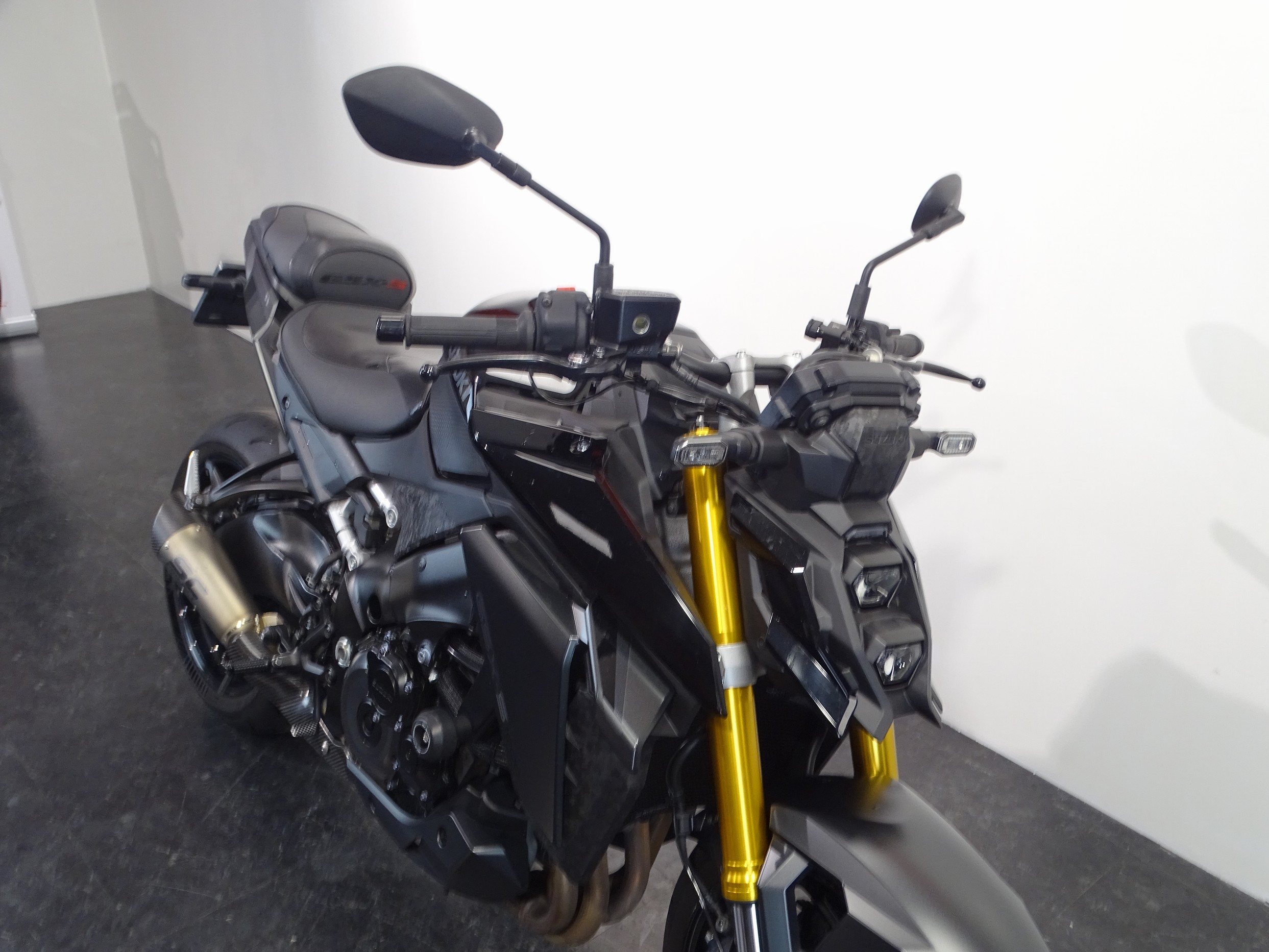 SUZUKI GSX-S 1000 A