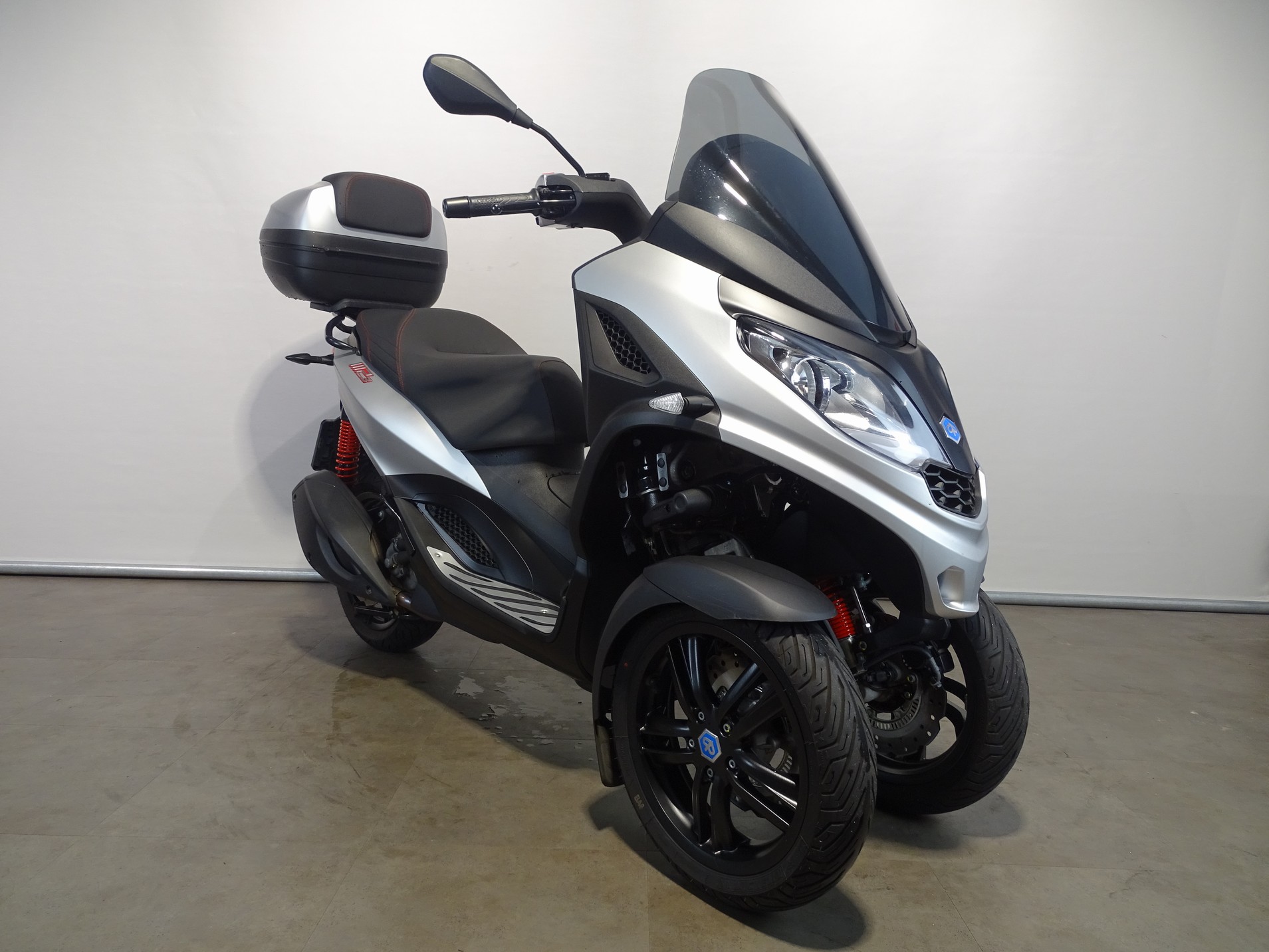 PIAGGIO MP3 300 SPORT HPE