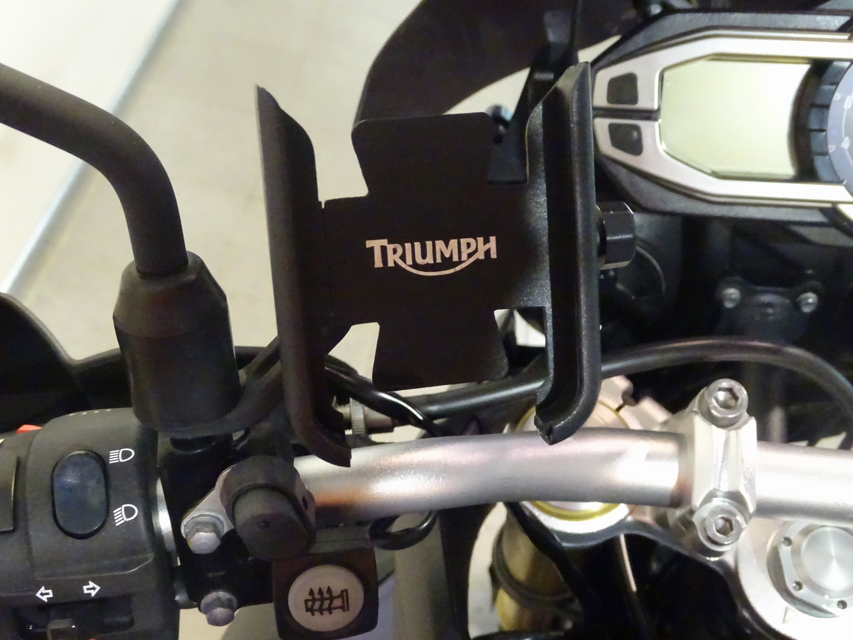 TRIUMPH - TIGER 800 ABS