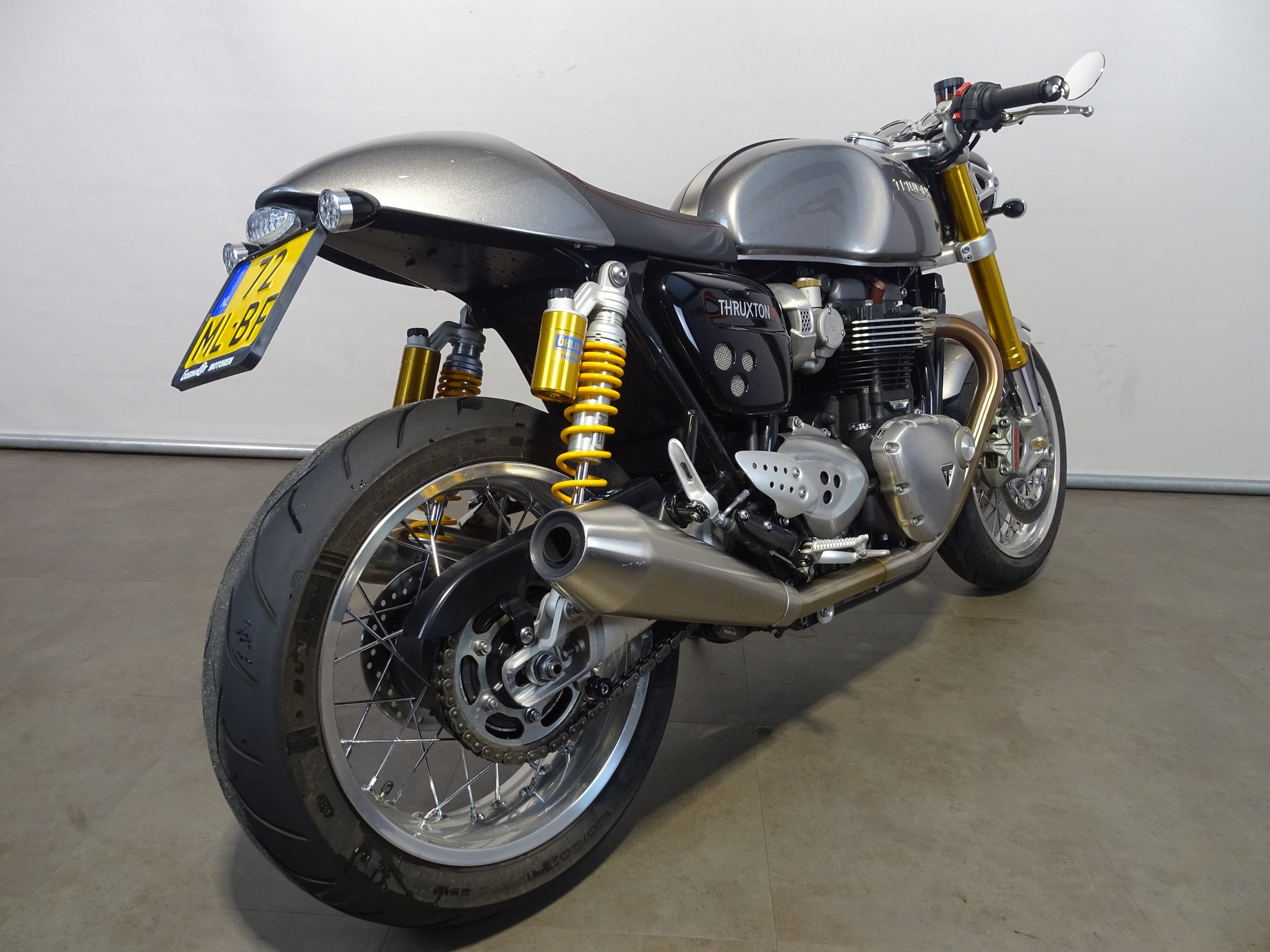 TRIUMPH THRUXTON 1200 R