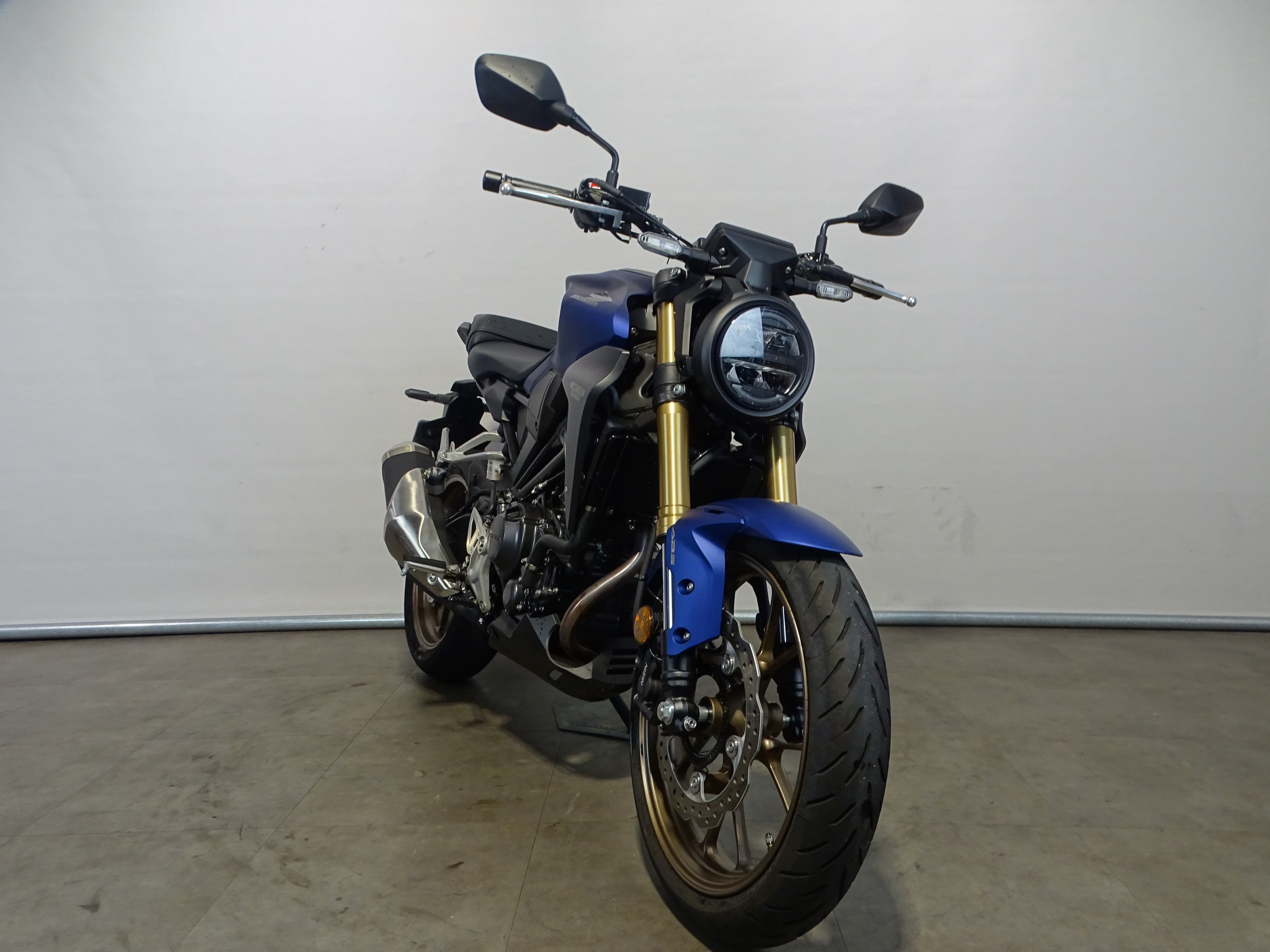 HONDA CB 300 R