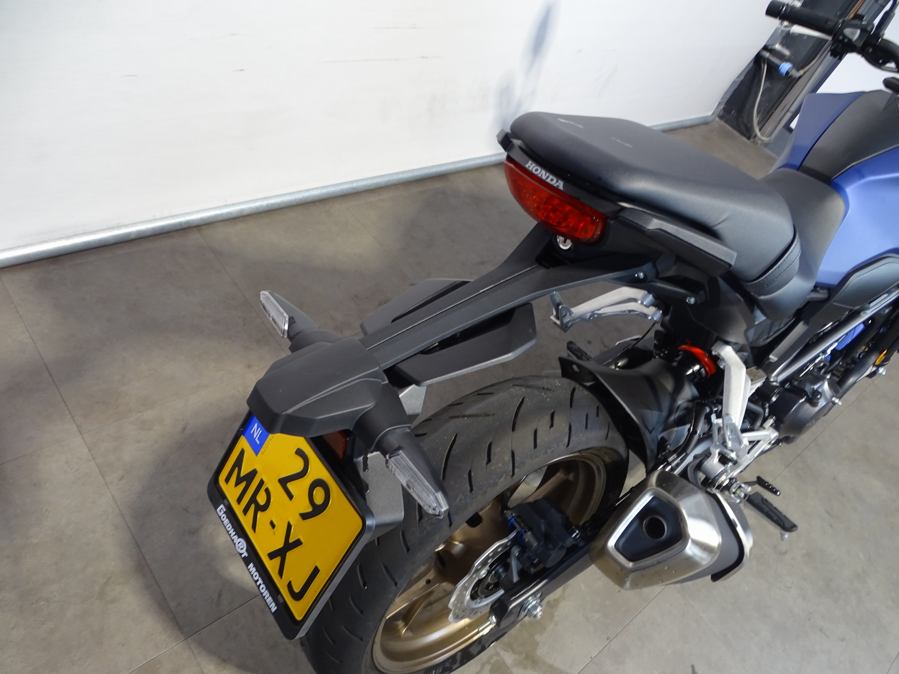 HONDA CB 300 R
