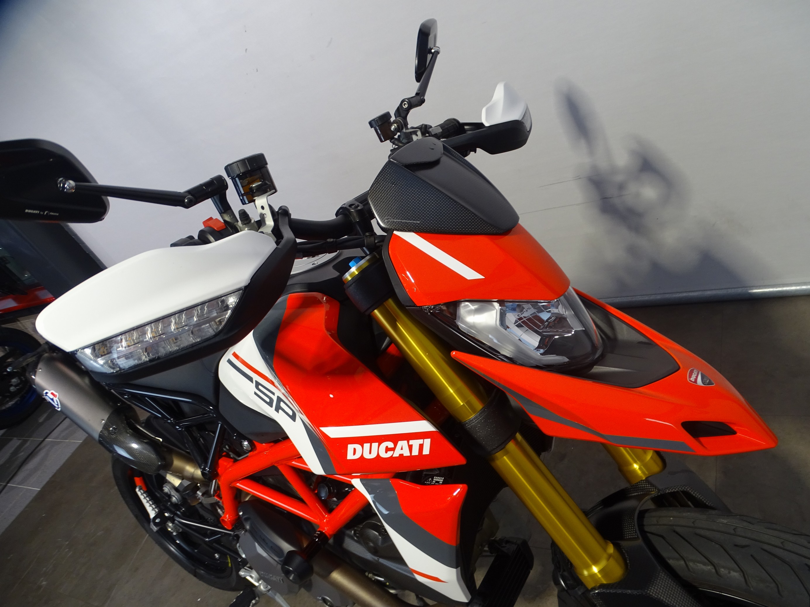 DUCATI HYPERMOTARD 950 SP