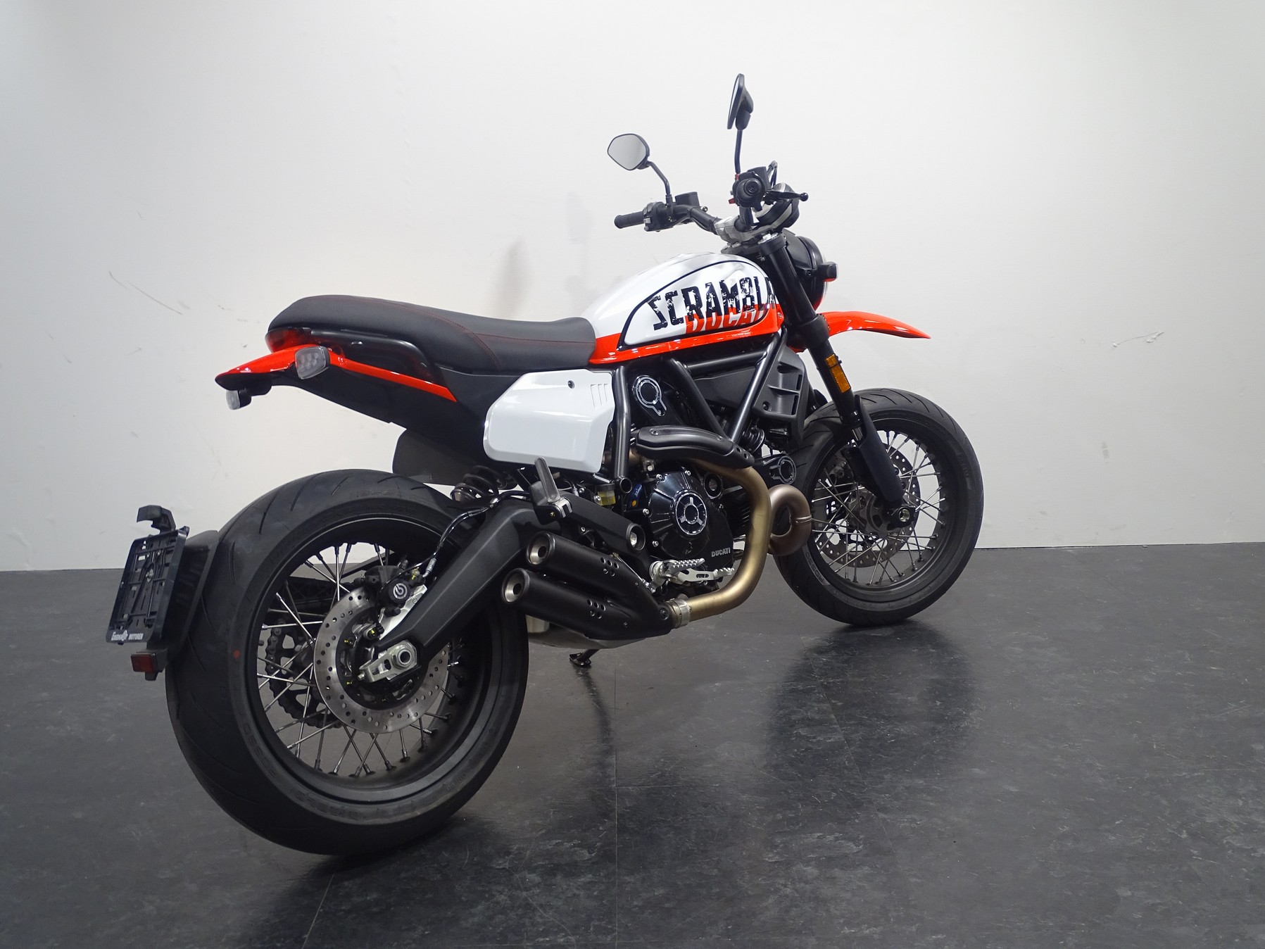 DUCATI SCRAMBLER URBAN MOTARD