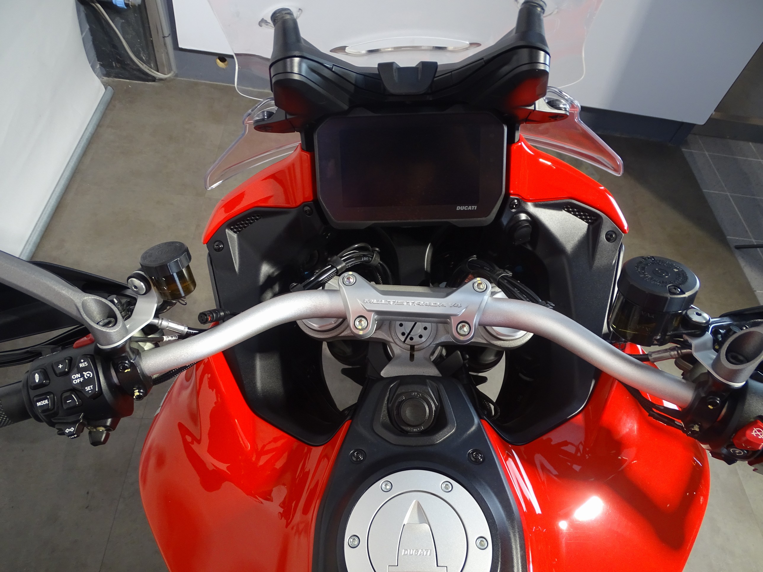 DUCATI MULTISTRADA V4 S RADAR