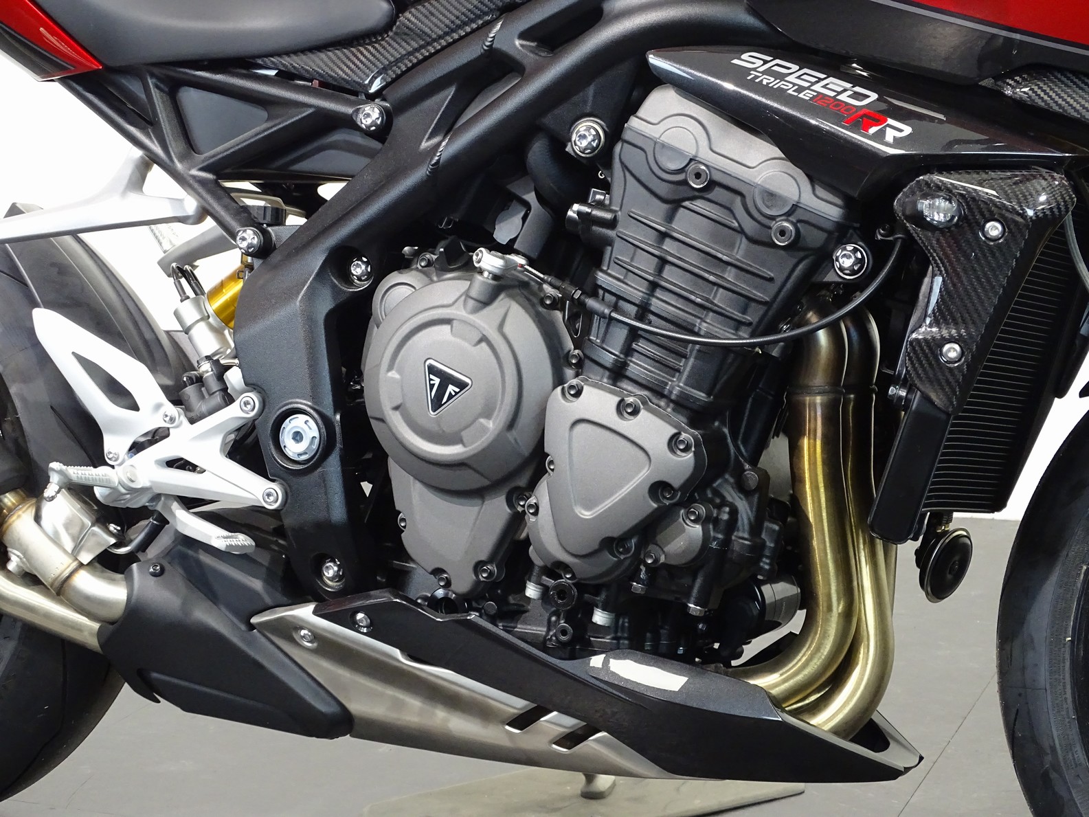 TRIUMPH SPEED TRIPLE 1200 RR