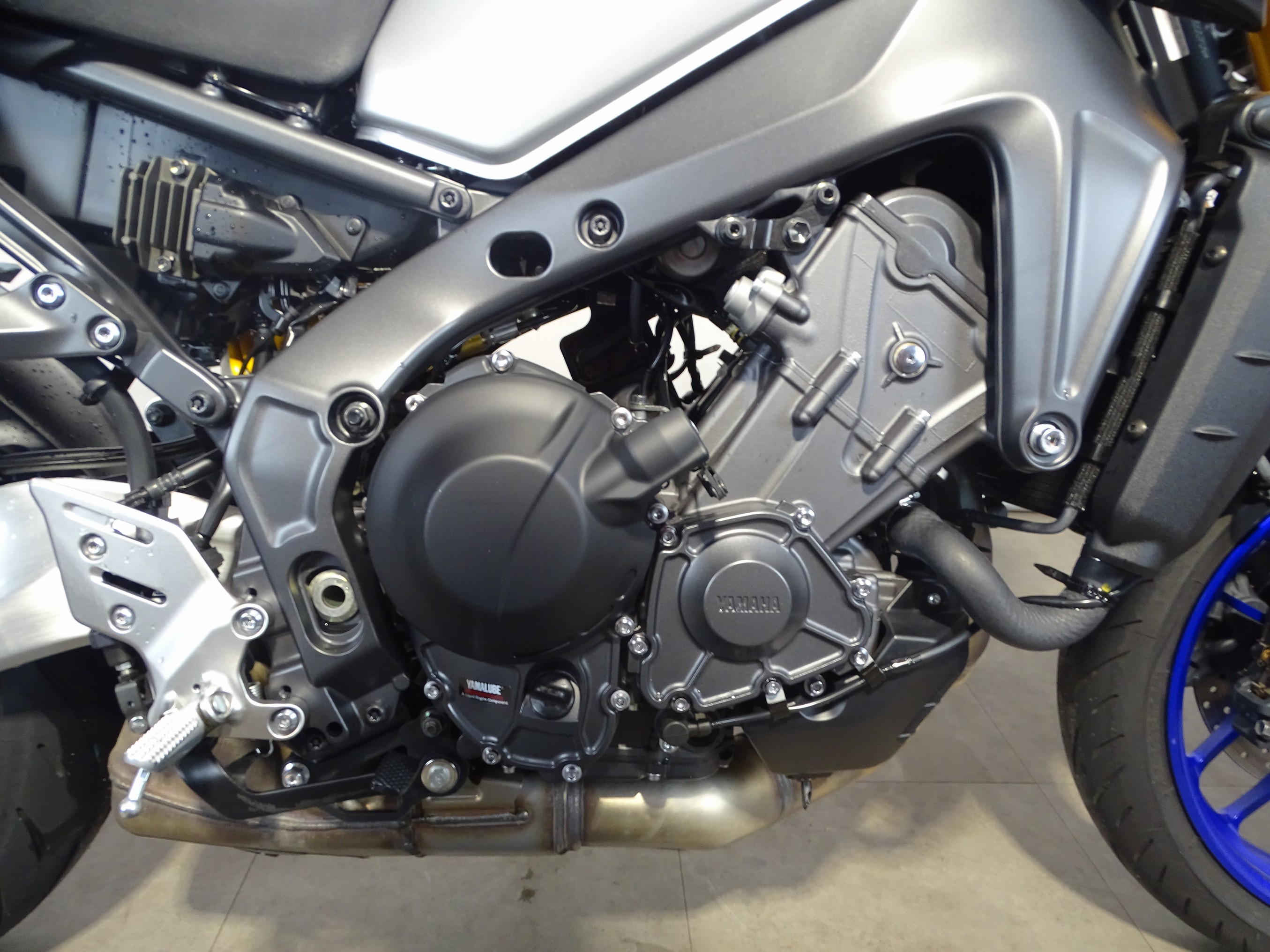 YAMAHA - MT-09 SP