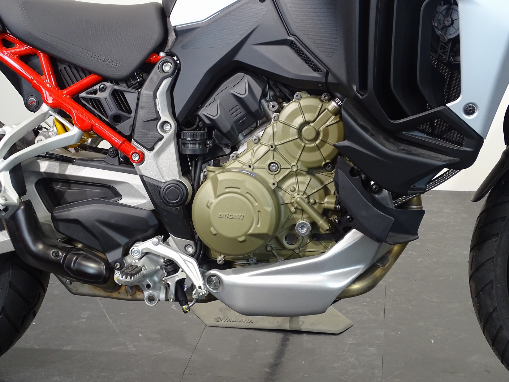 DUCATI MULTISTRADA V4 S RADAR