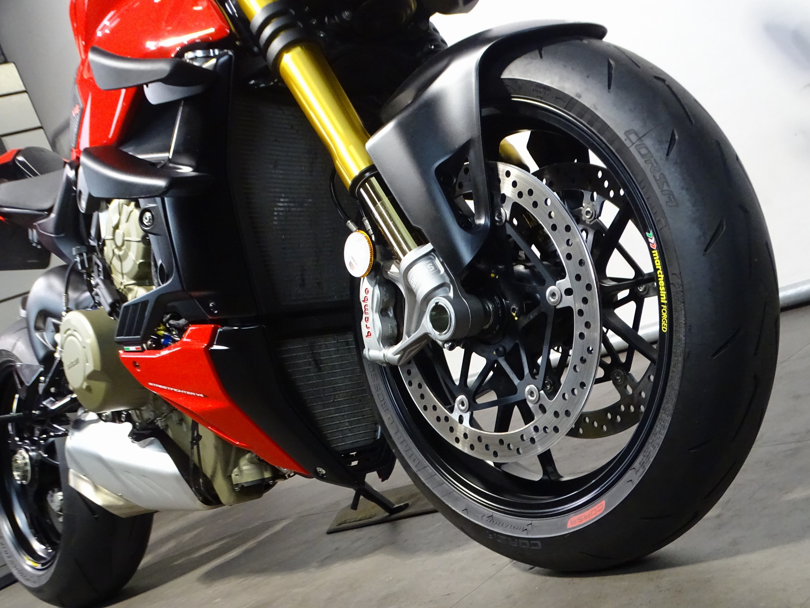 DUCATI STREETFIGHTER V4 S