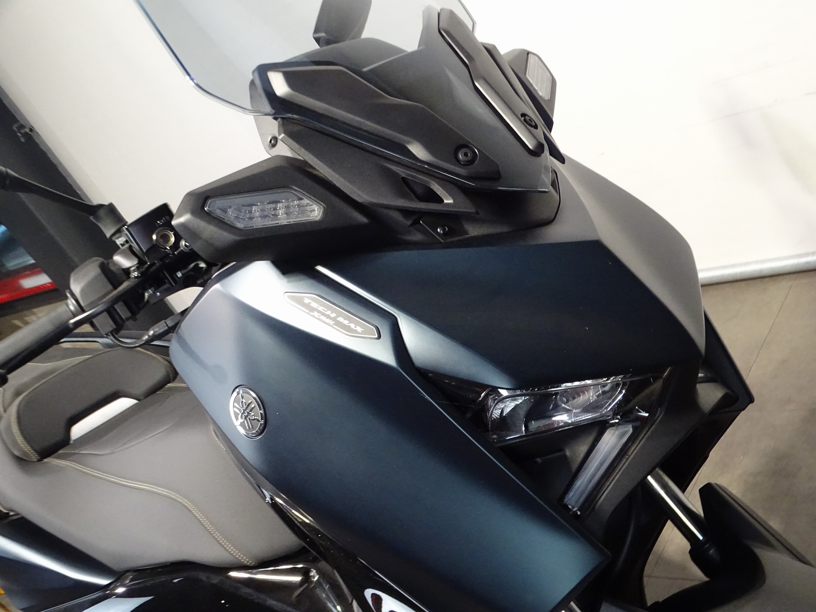 YAMAHA X-MAX 300 TECH MAX