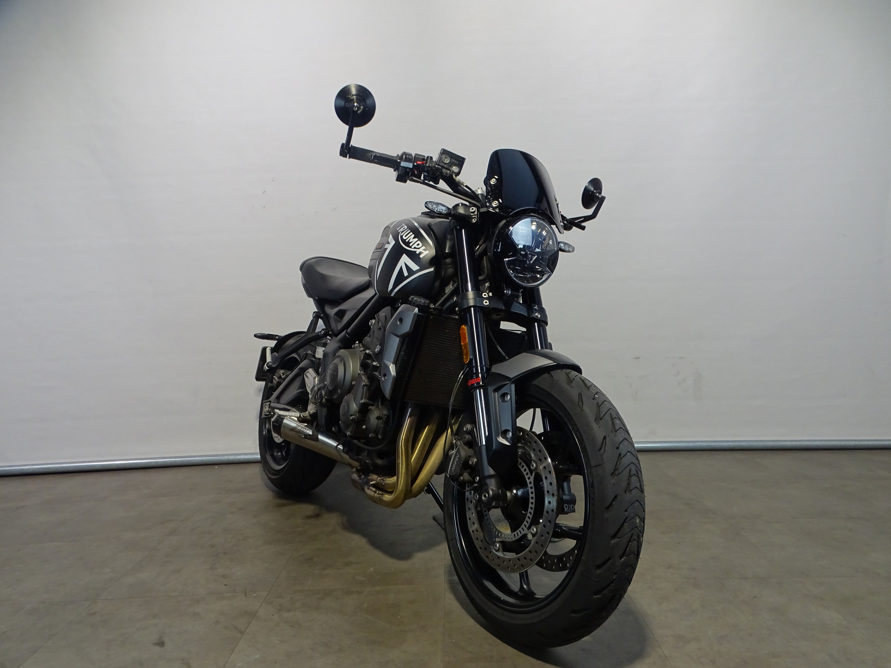 TRIUMPH TRIDENT 660