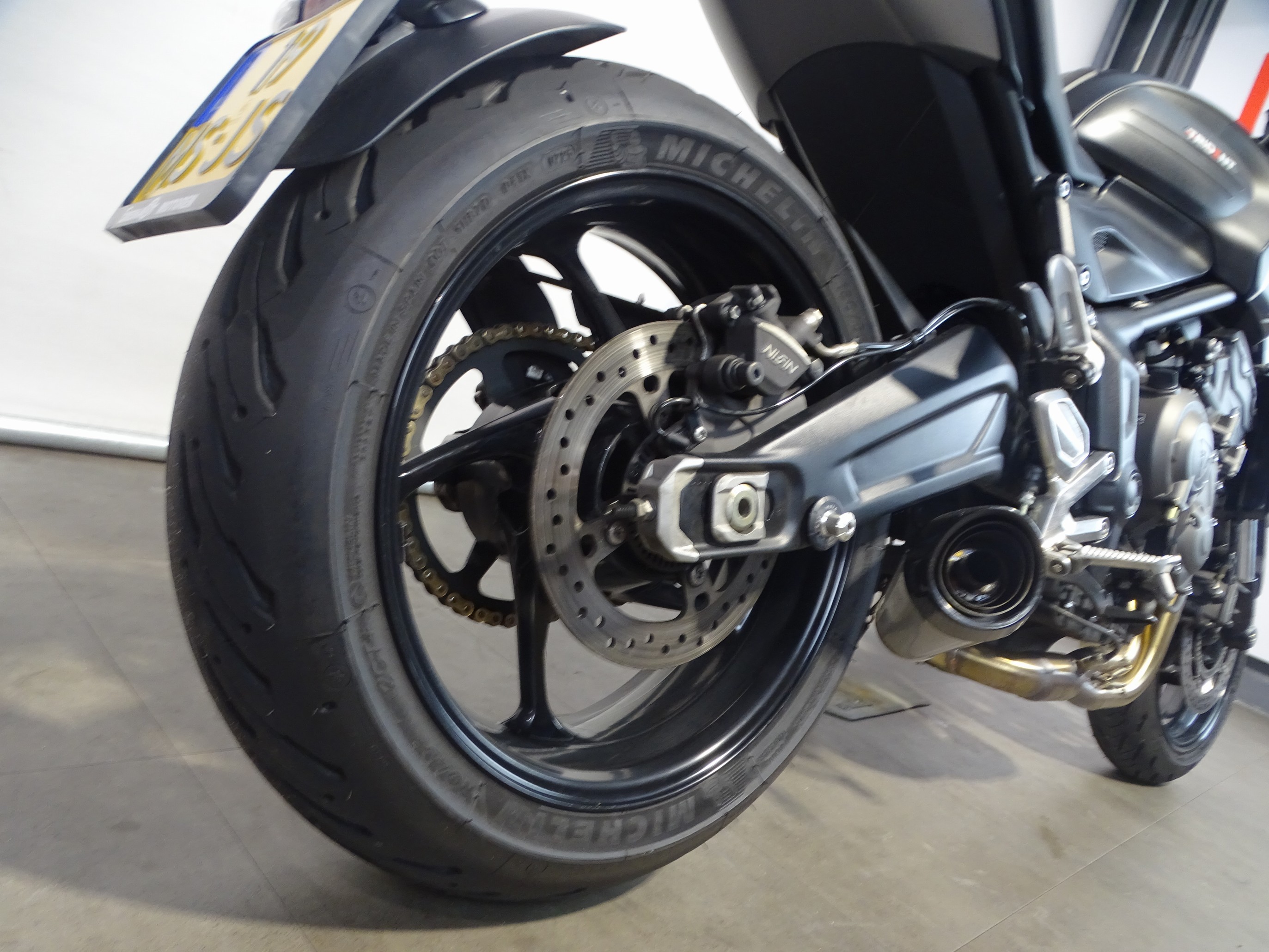 TRIUMPH TRIDENT 660