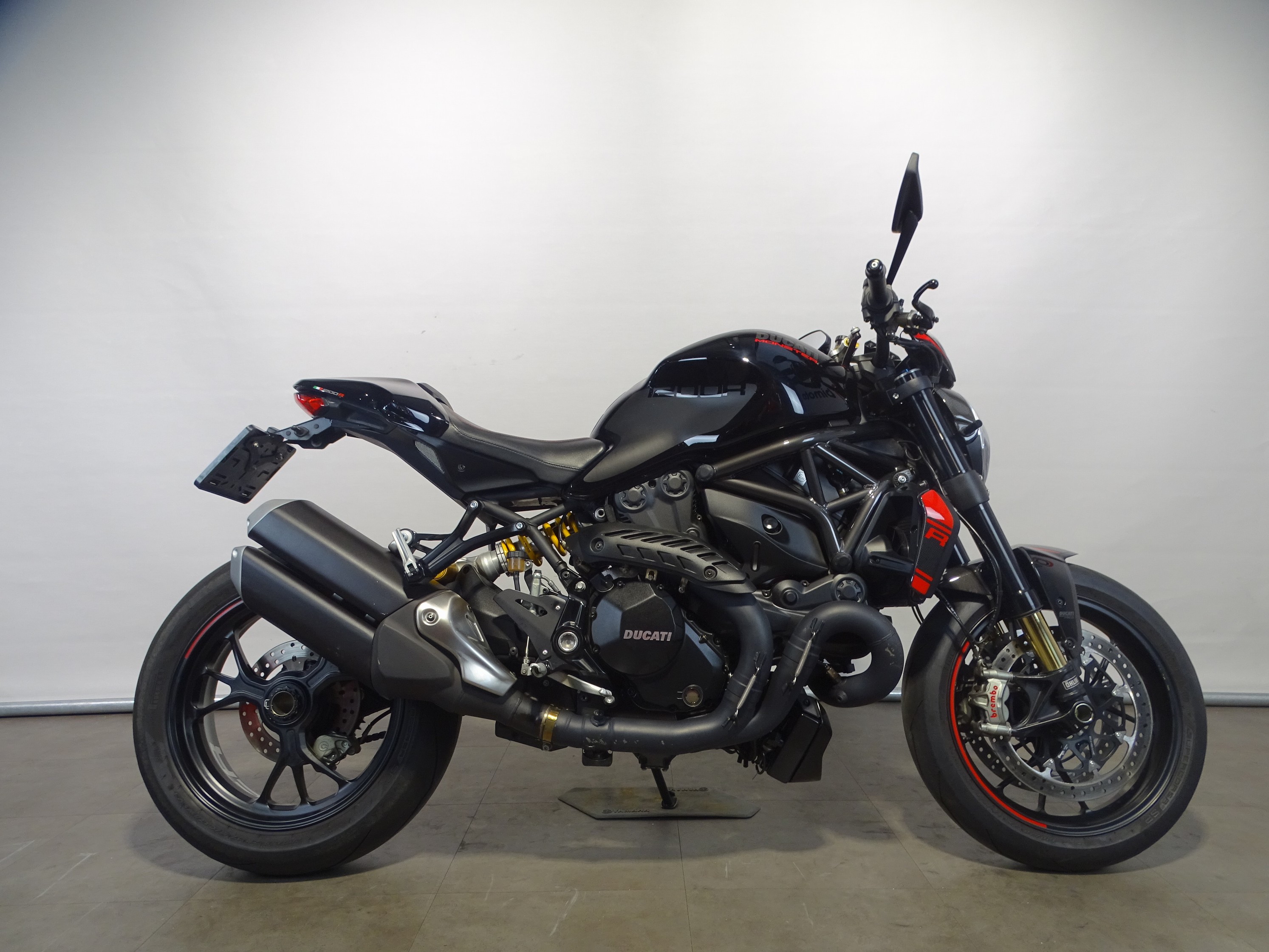 DUCATI MONSTER 1200 R