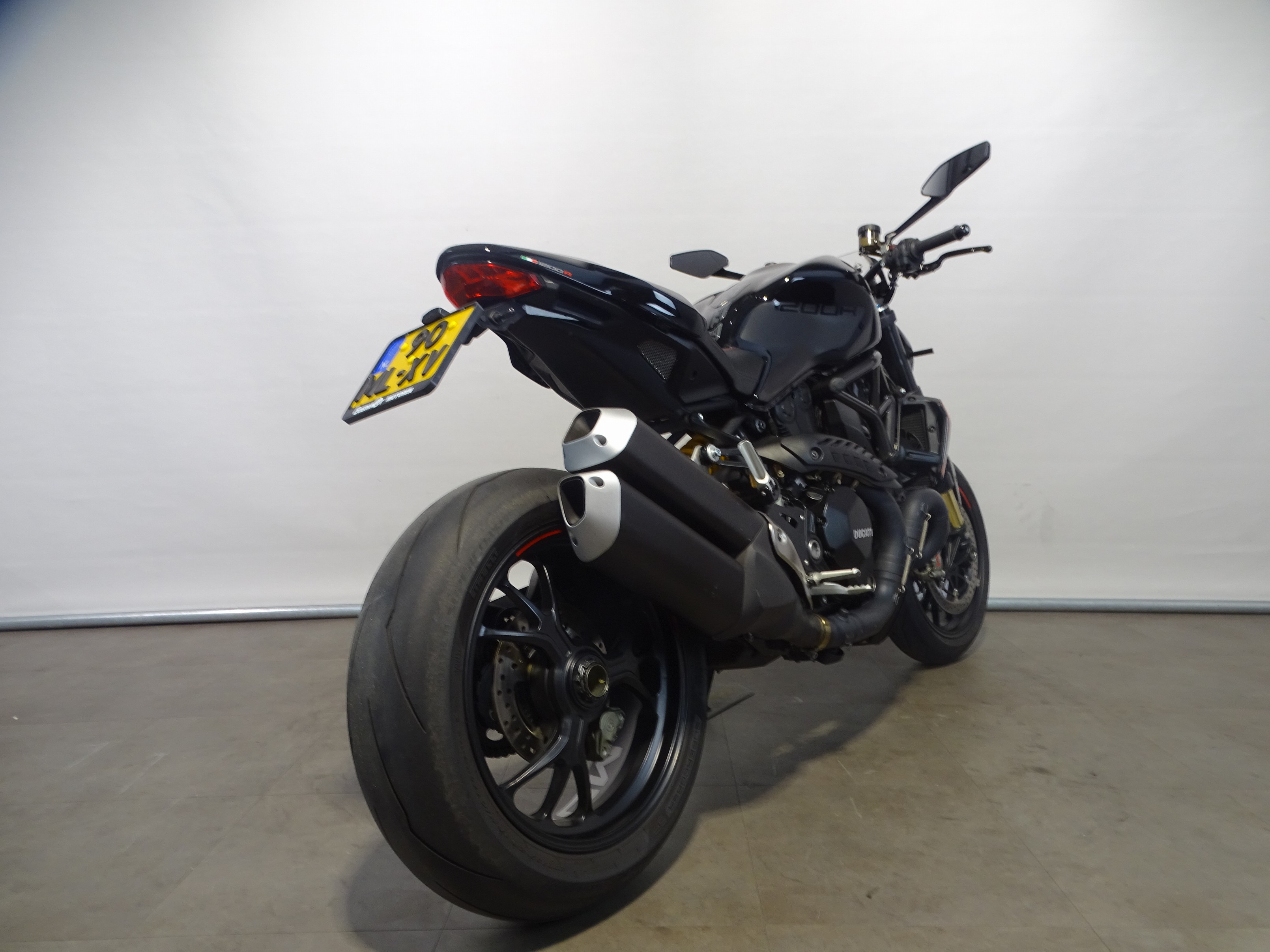 DUCATI MONSTER 1200 R