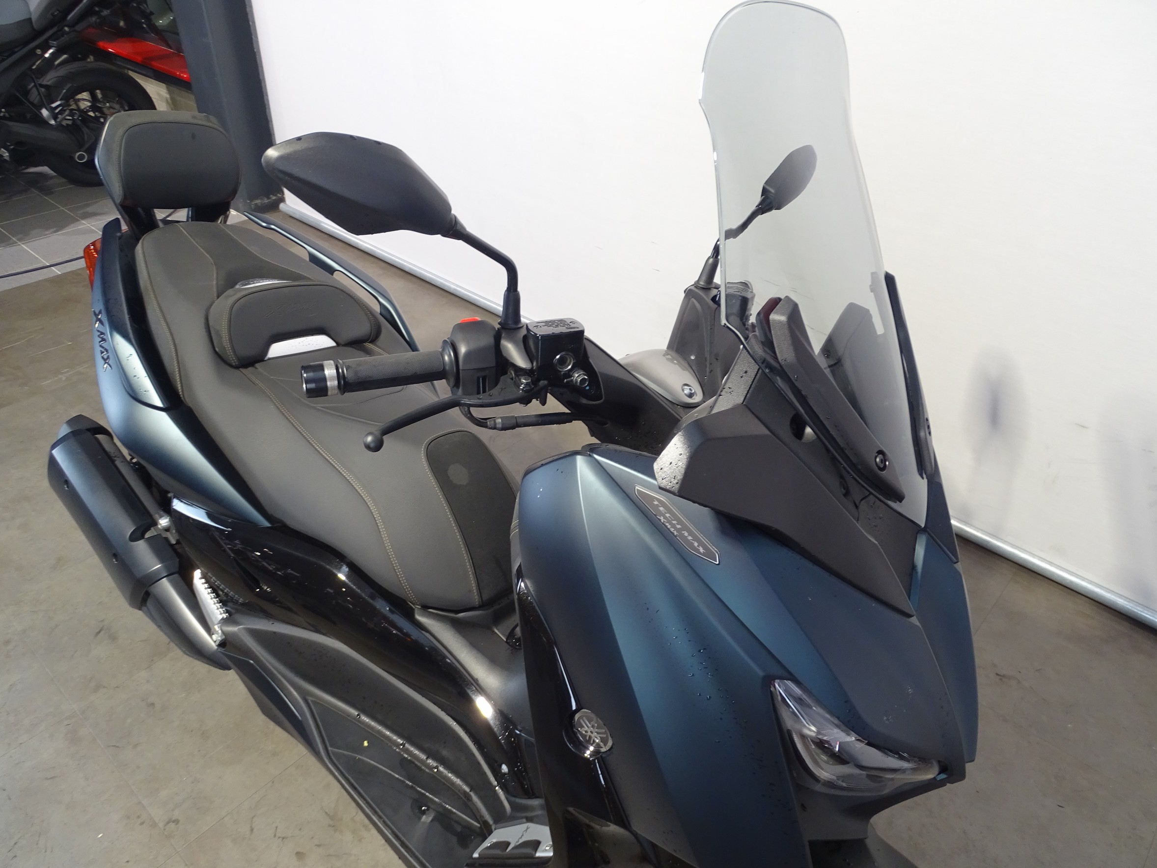 YAMAHA X-MAX 300 TECH MAX