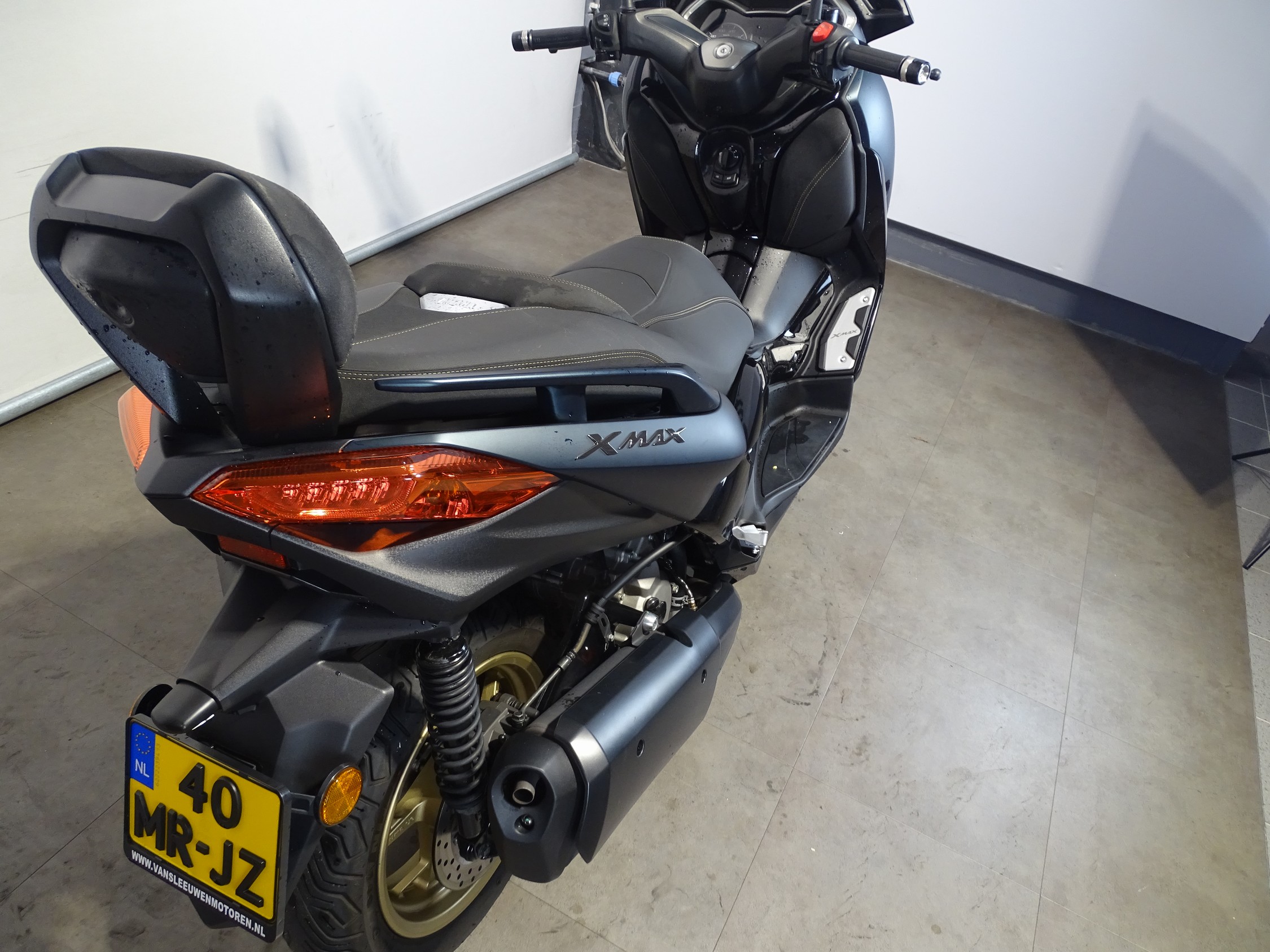 YAMAHA X-MAX 300 TECH MAX