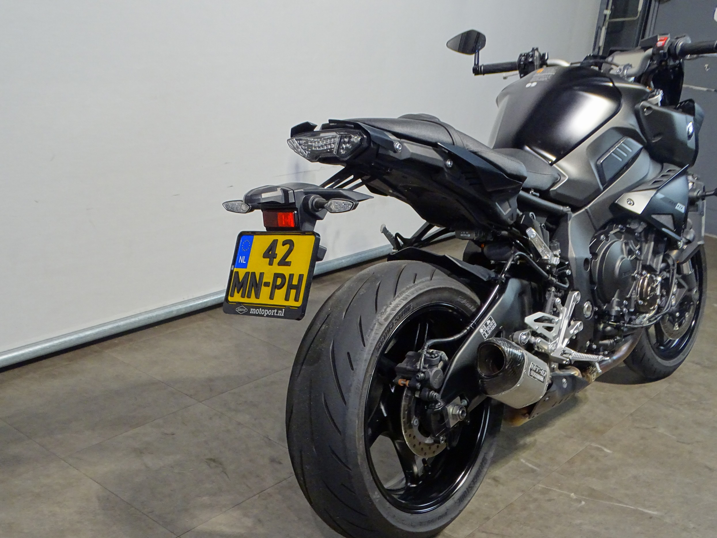 YAMAHA MT-10 ABS