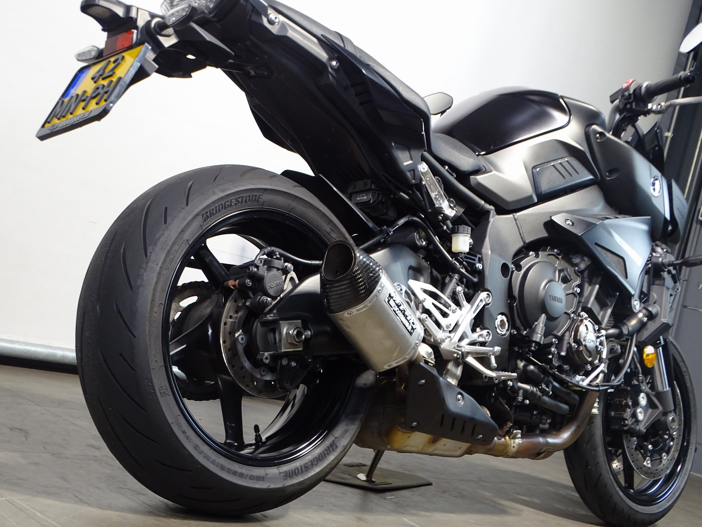 YAMAHA MT-10 ABS