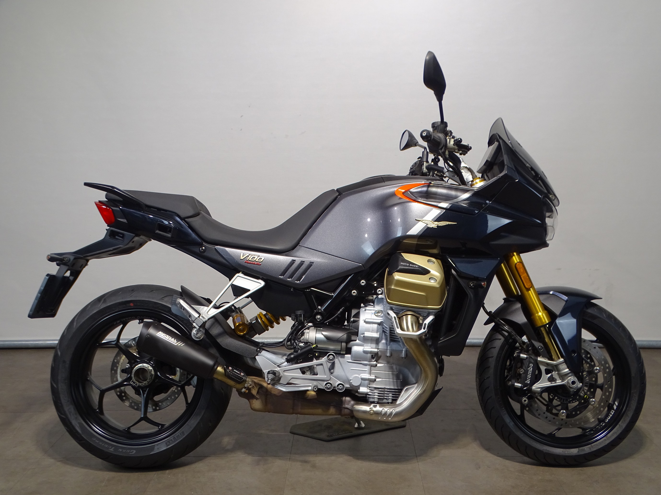 MOTO GUZZI V 100 MANDELLO S